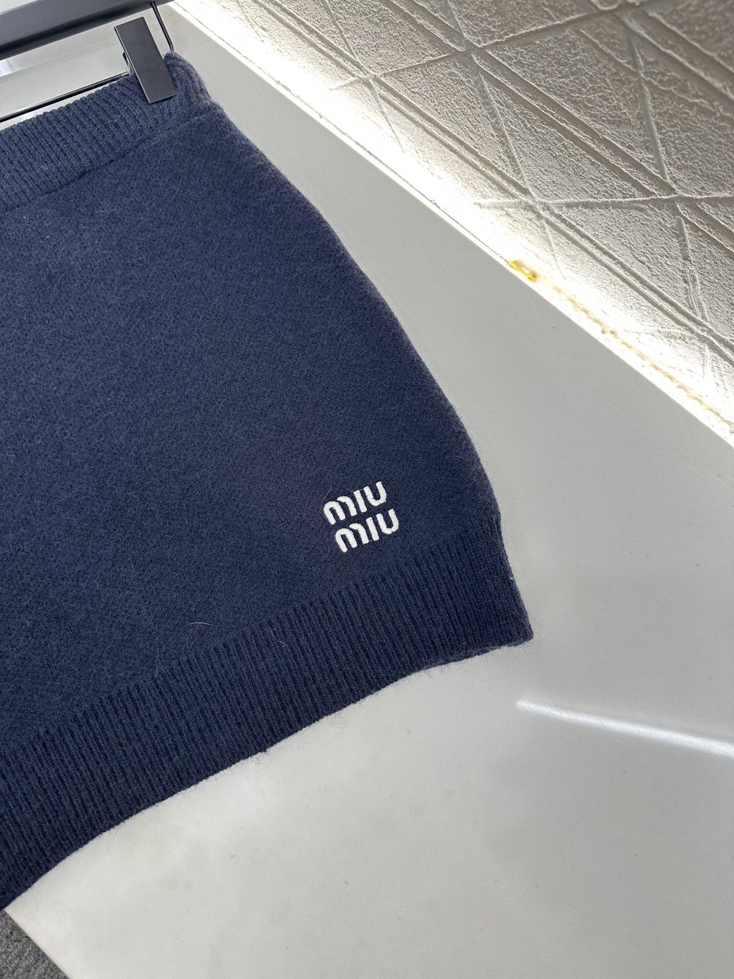 ♥Miumi*♥2025新品上架 拼接领针织上衣半裙套装定制YB羊毛材质➕全棉衬衣面料，弹力舒适，质感十