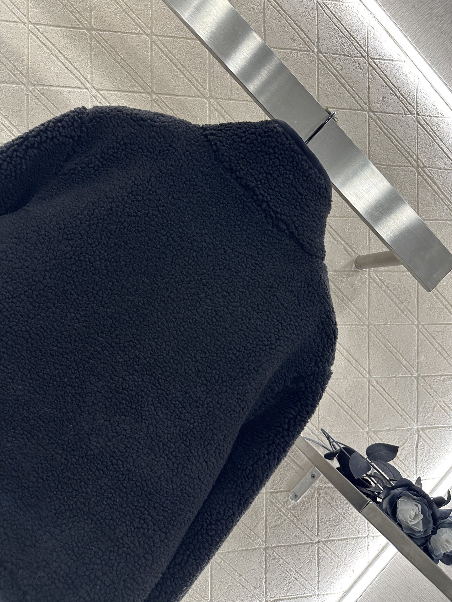 ♥BBR♥2025新品上架 泰迪毛绒拉链外套通体饰以泰迪毛绒材质，质感柔软舒适，时髦洋气，立领外套剪裁，