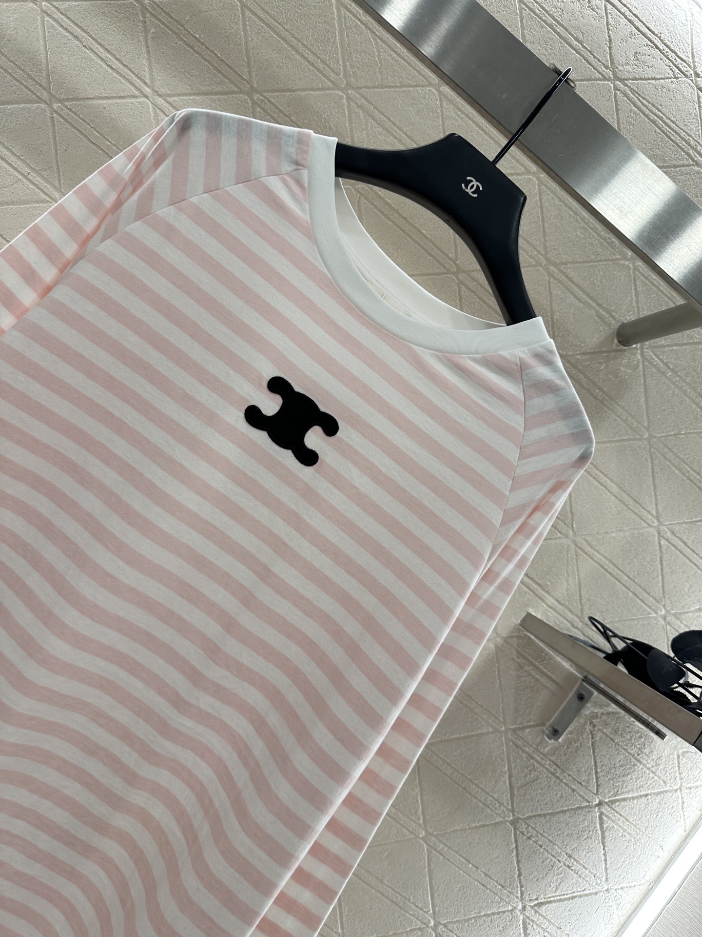 ♥Celin*♥2025新品上架 宽松条纹上衣定制YB斜纹全棉材质，质感光泽，舒适透气，宽松圆领长袖上衣