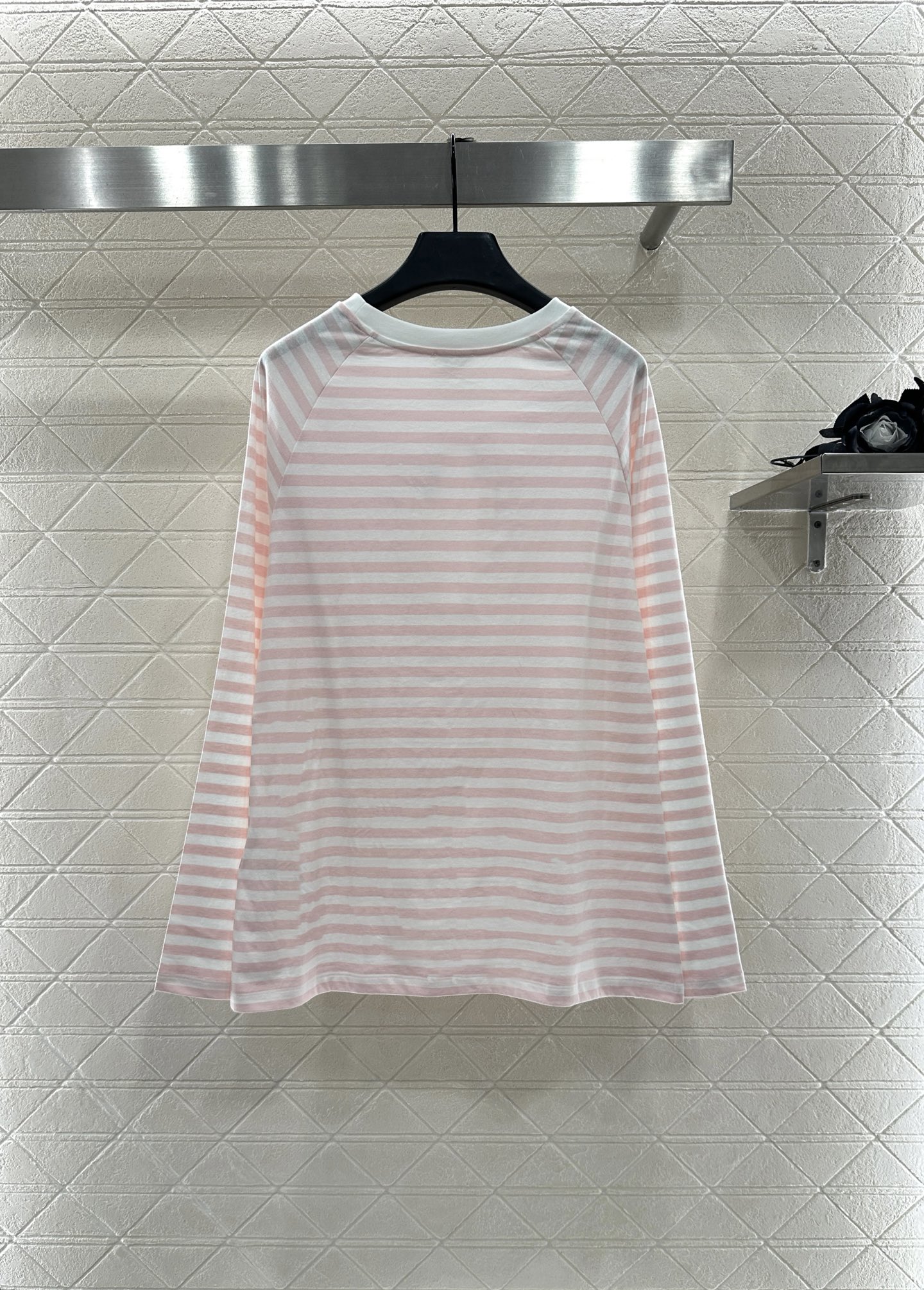 ♥Celin*♥2025新品上架 宽松条纹上衣定制YB斜纹全棉材质，质感光泽，舒适透气，宽松圆领长袖上衣