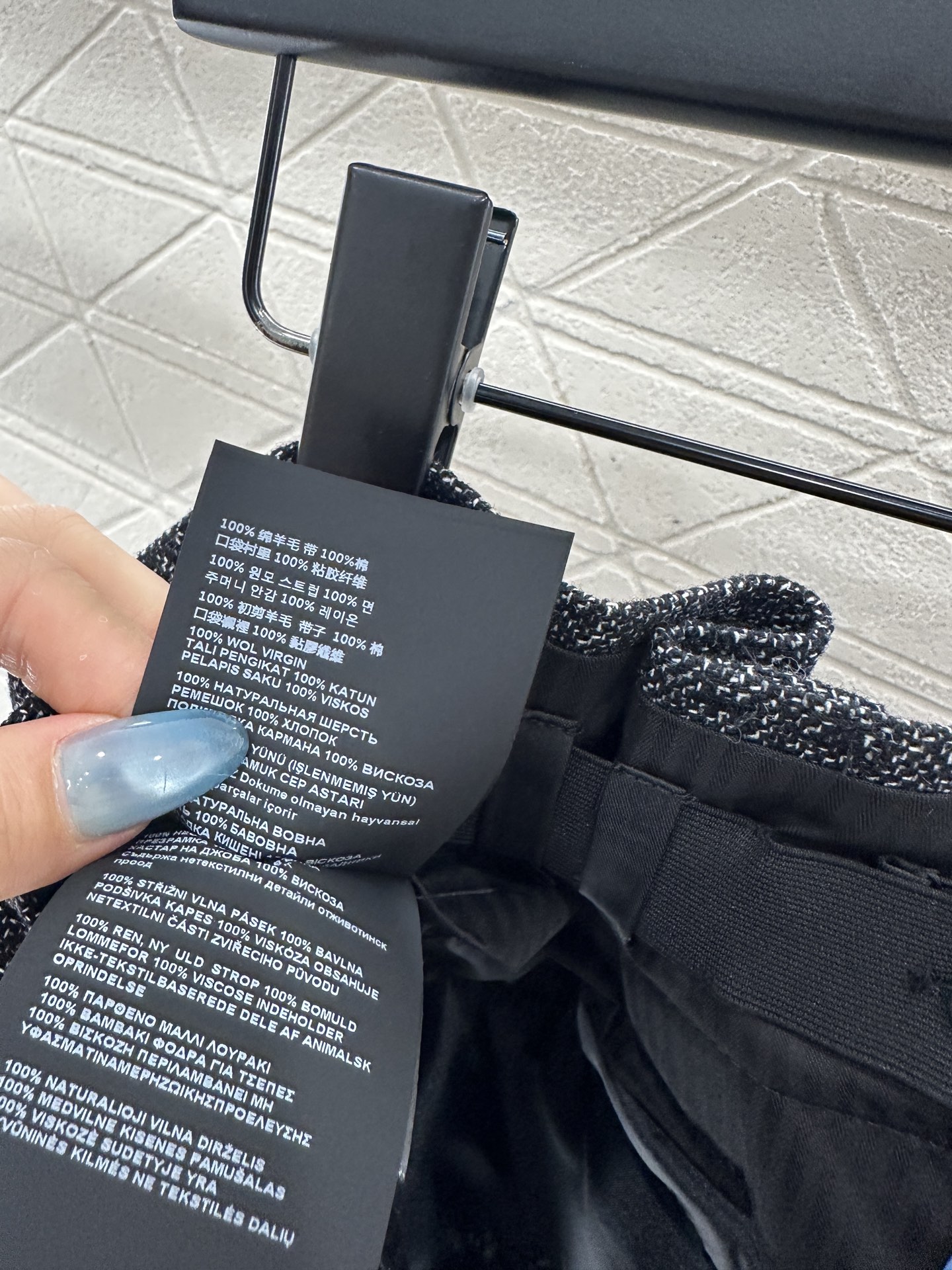 ♥Prad*♥2025新品上架 格纹编织短裤定制YB进口百分百精仿羊毛材质，肌理明显，质感上乘，粗花毛呢