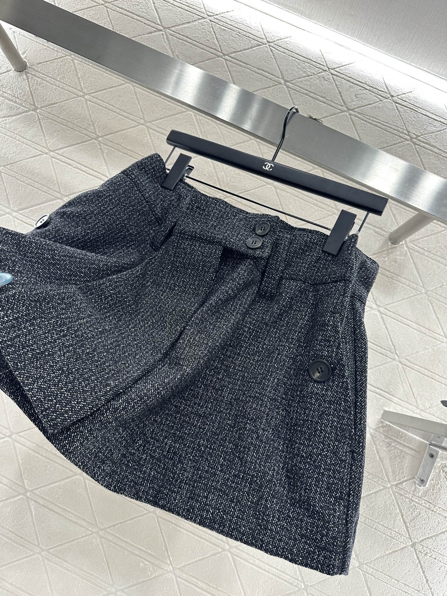 ♥Prad*♥2025新品上架 格纹编织短裤定制YB进口百分百精仿羊毛材质，肌理明显，质感上乘，粗花毛呢