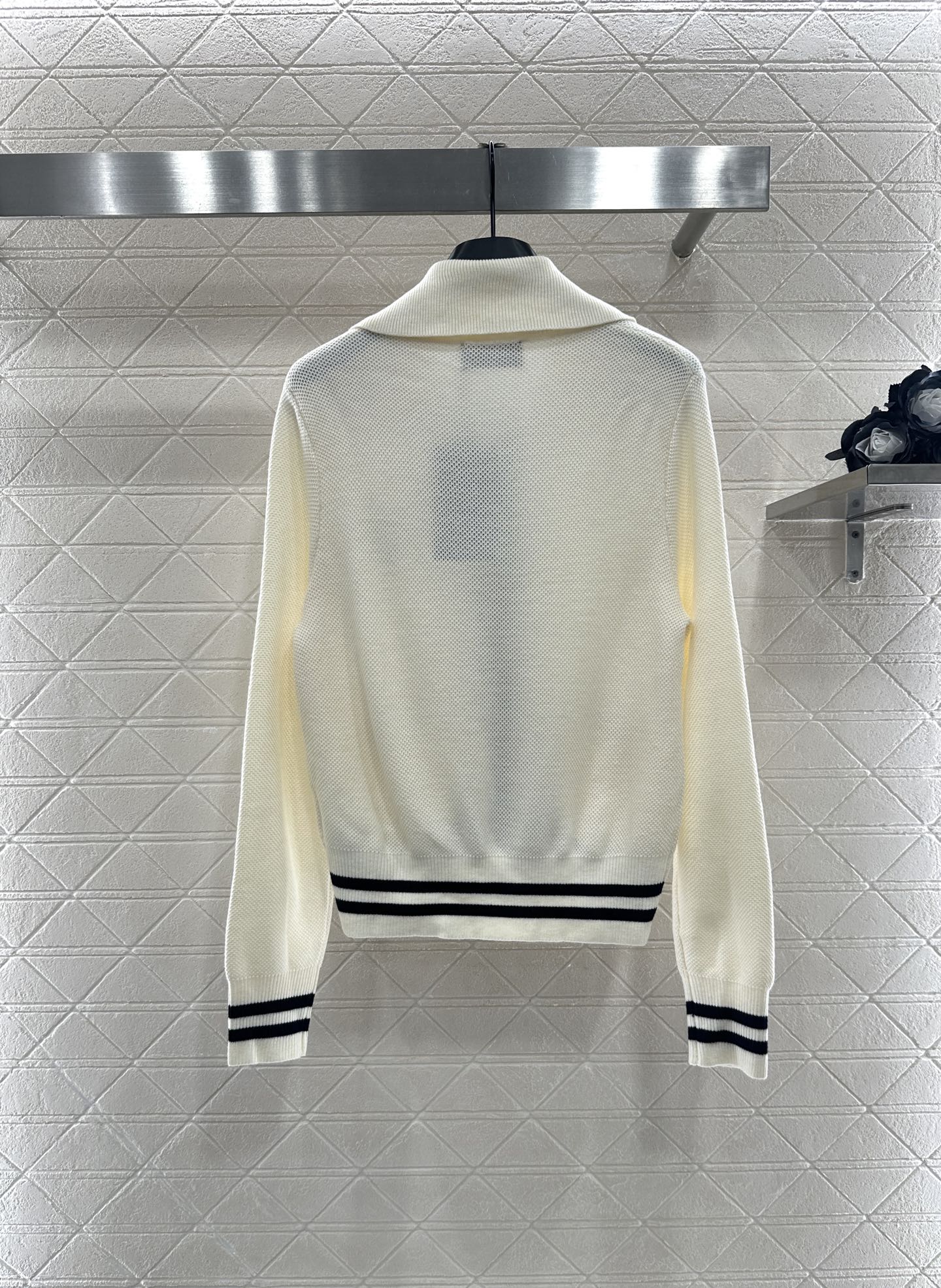 ♥Gucc*♥2025新品上架 拉链针织开衫定制YB羊毛纱线织造，质感光泽，柔软亲肤，常规翻领高领两穿拉