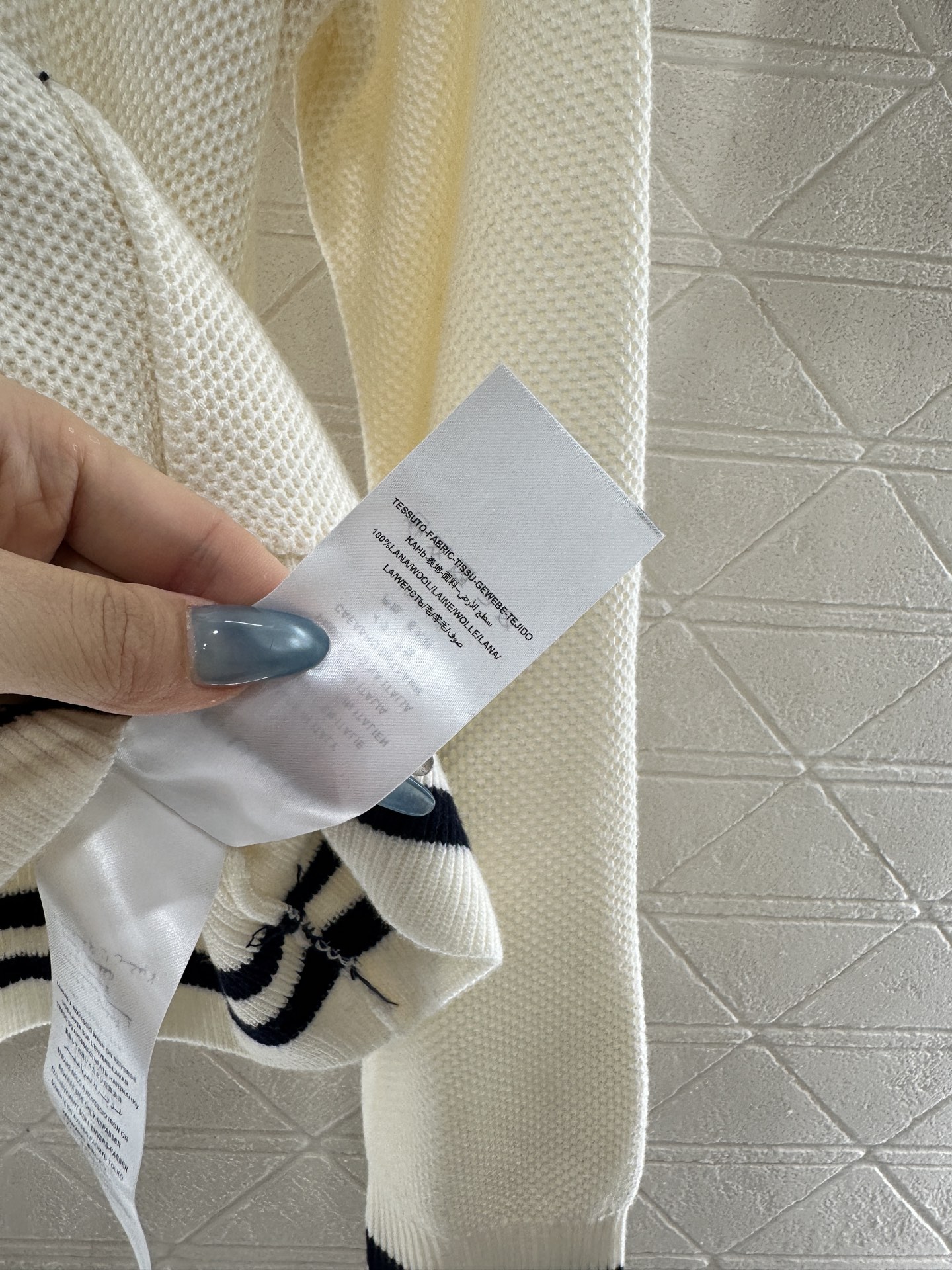 ♥Gucc*♥2025新品上架 拉链针织开衫定制YB羊毛纱线织造，质感光泽，柔软亲肤，常规翻领高领两穿拉