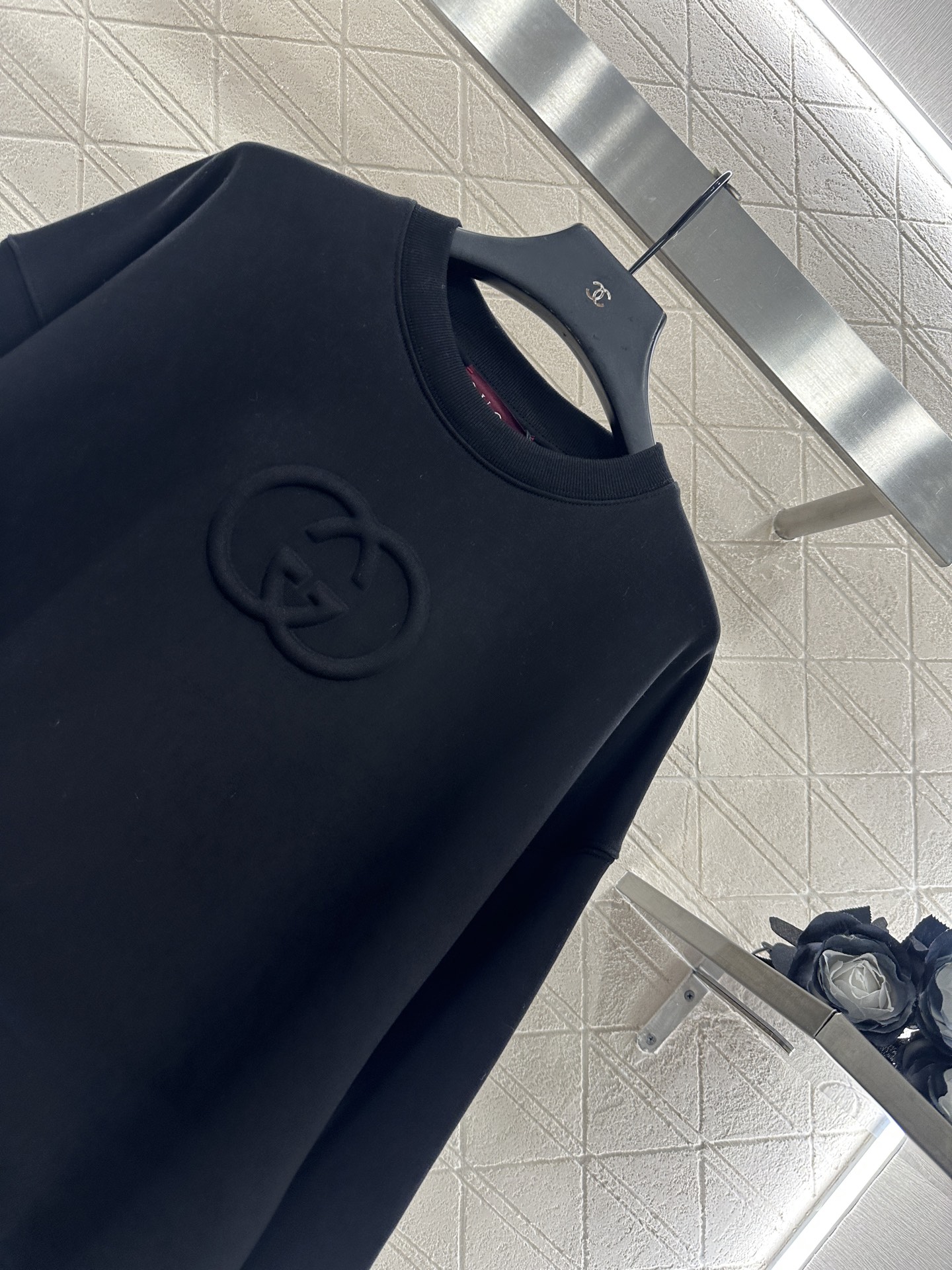 ♥Gucc*♥2025新品上架 圆领立体徽标卫衣定制YB原生全棉材质，内里磨绒处理，保暖亲肤，久洗不易变