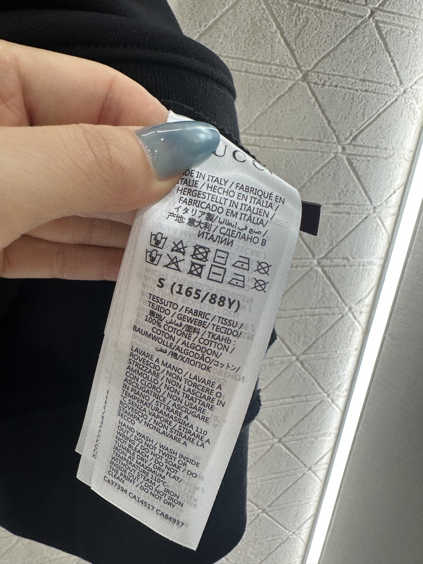 ♥Gucc*♥2025新品上架 圆领立体徽标卫衣定制YB原生全棉材质，内里磨绒处理，保暖亲肤，久洗不易变