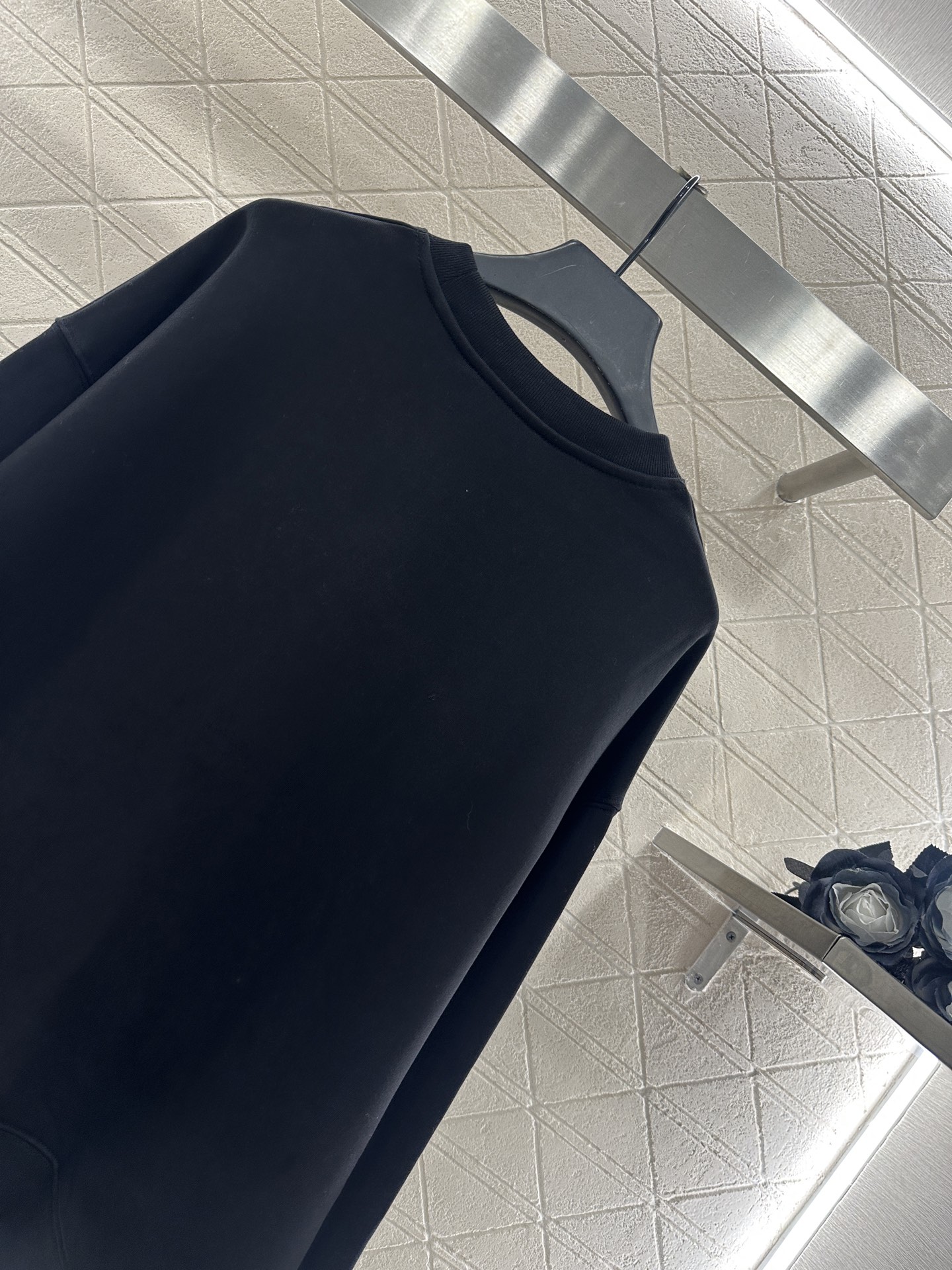 ♥Gucc*♥2025新品上架 圆领立体徽标卫衣定制YB原生全棉材质，内里磨绒处理，保暖亲肤，久洗不易变