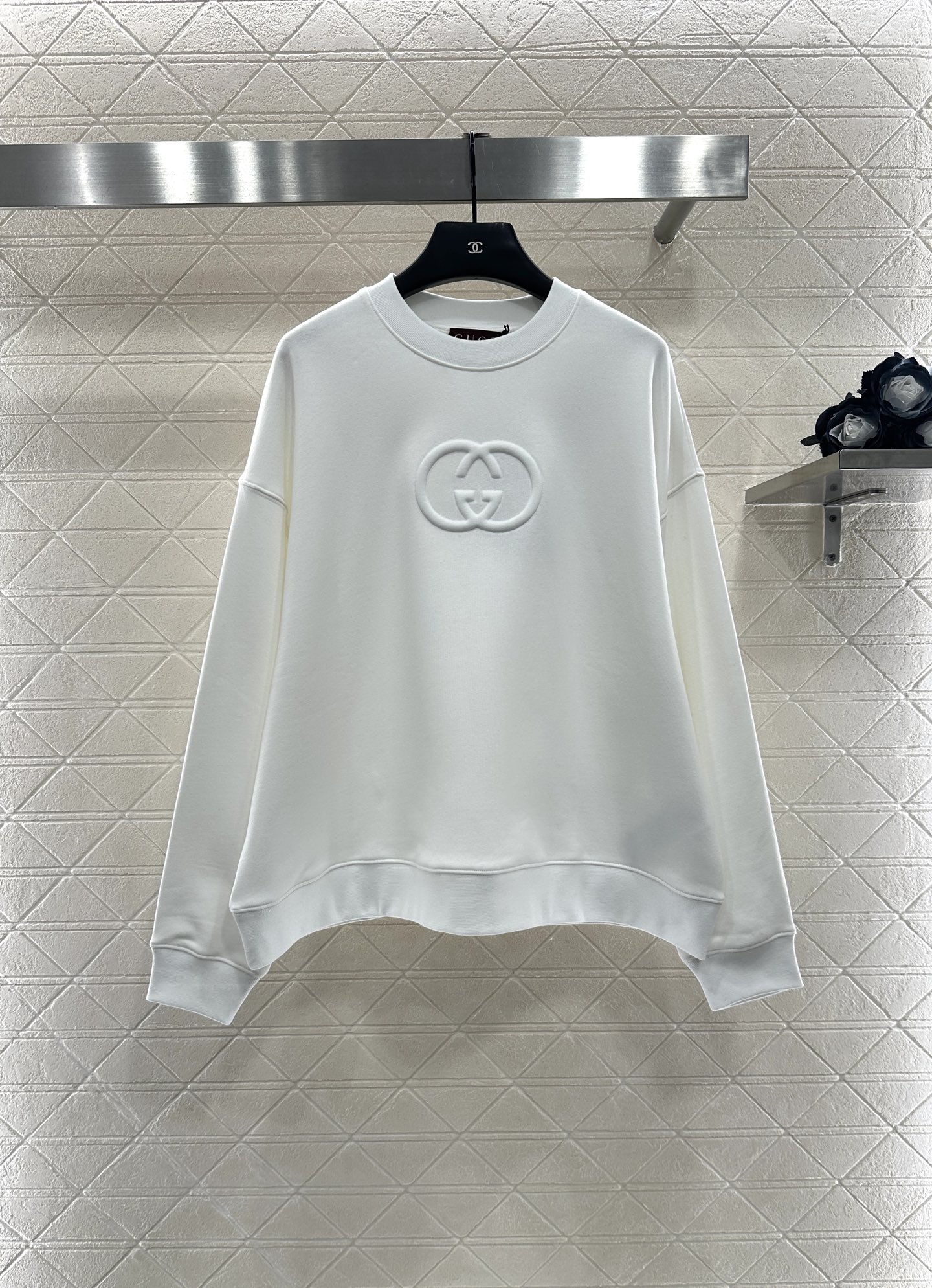 ♥Gucc*♥2025新品上架 圆领立体徽标卫衣定制YB原生全棉材质，内里磨绒处理，保暖亲肤，久洗不易变