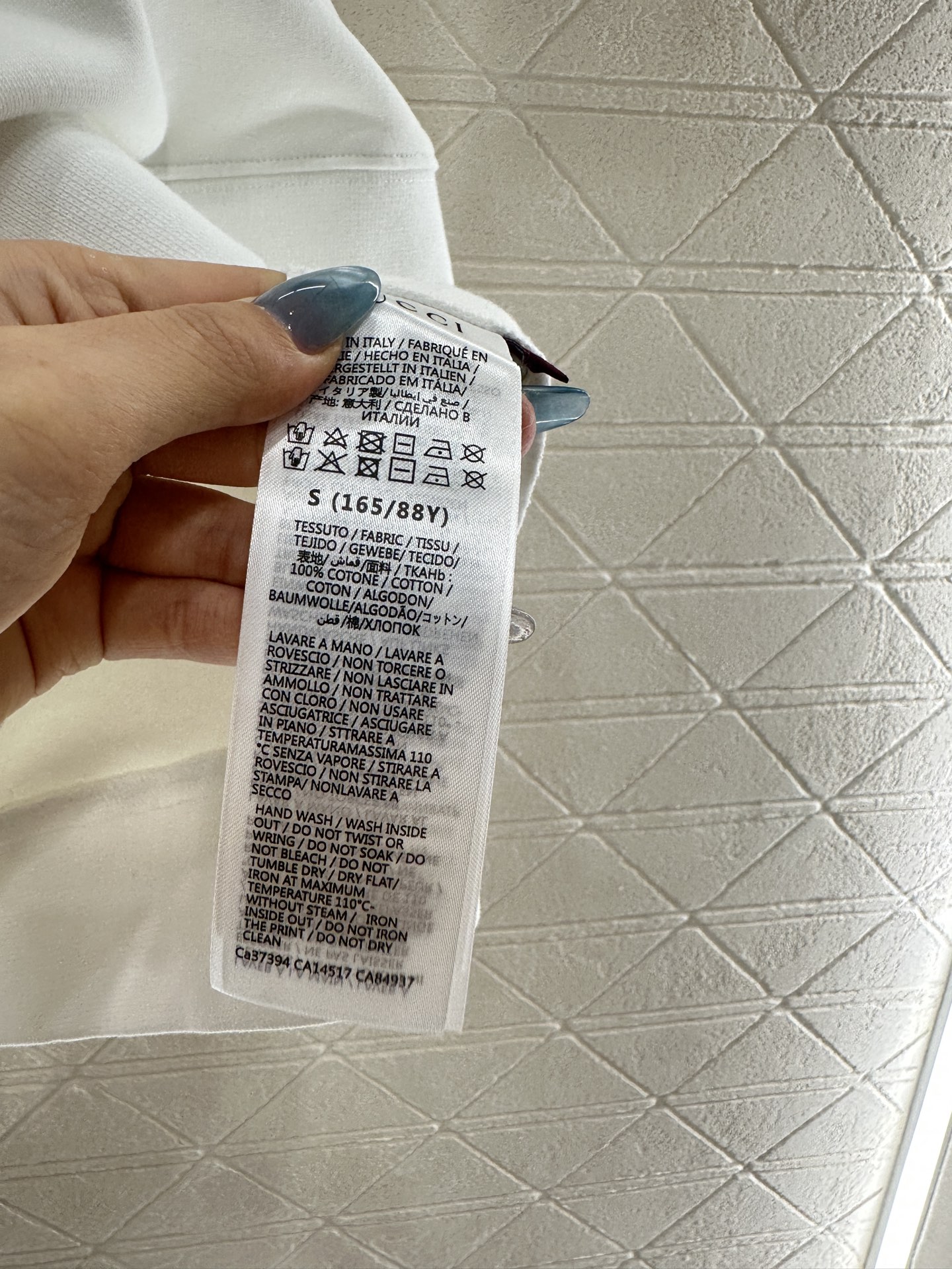 ♥Gucc*♥2025新品上架 圆领立体徽标卫衣定制YB原生全棉材质，内里磨绒处理，保暖亲肤，久洗不易变