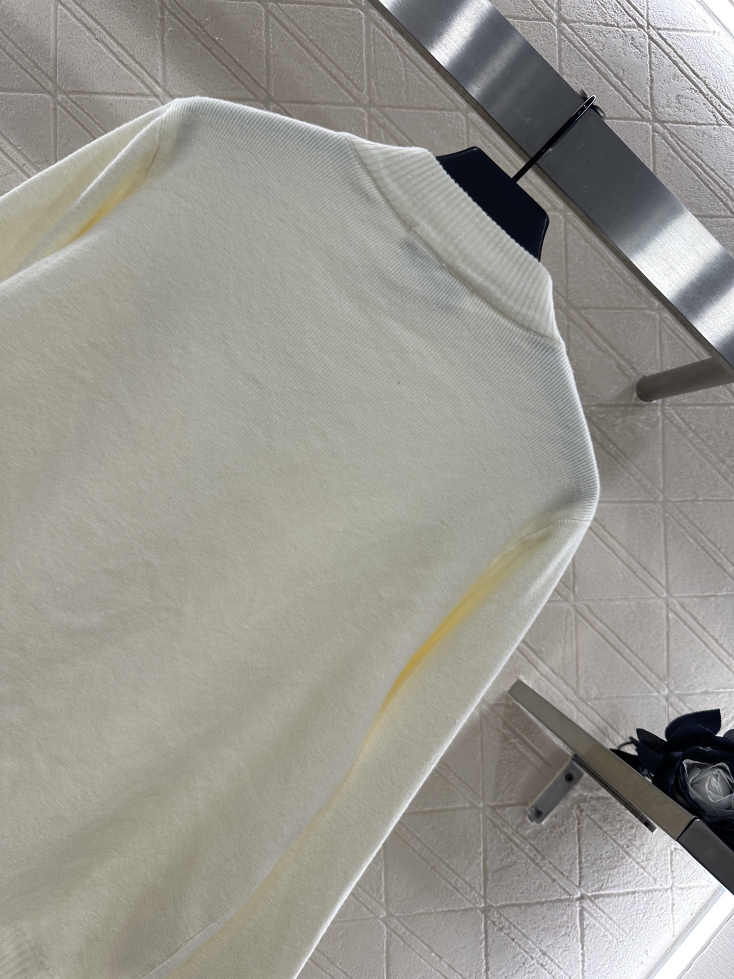 ♥Prad*♥2025新品上架 拉链针织外套定制YB羊绒羊毛纱线织造，质感高级，舒适柔软，拉链针织外套剪