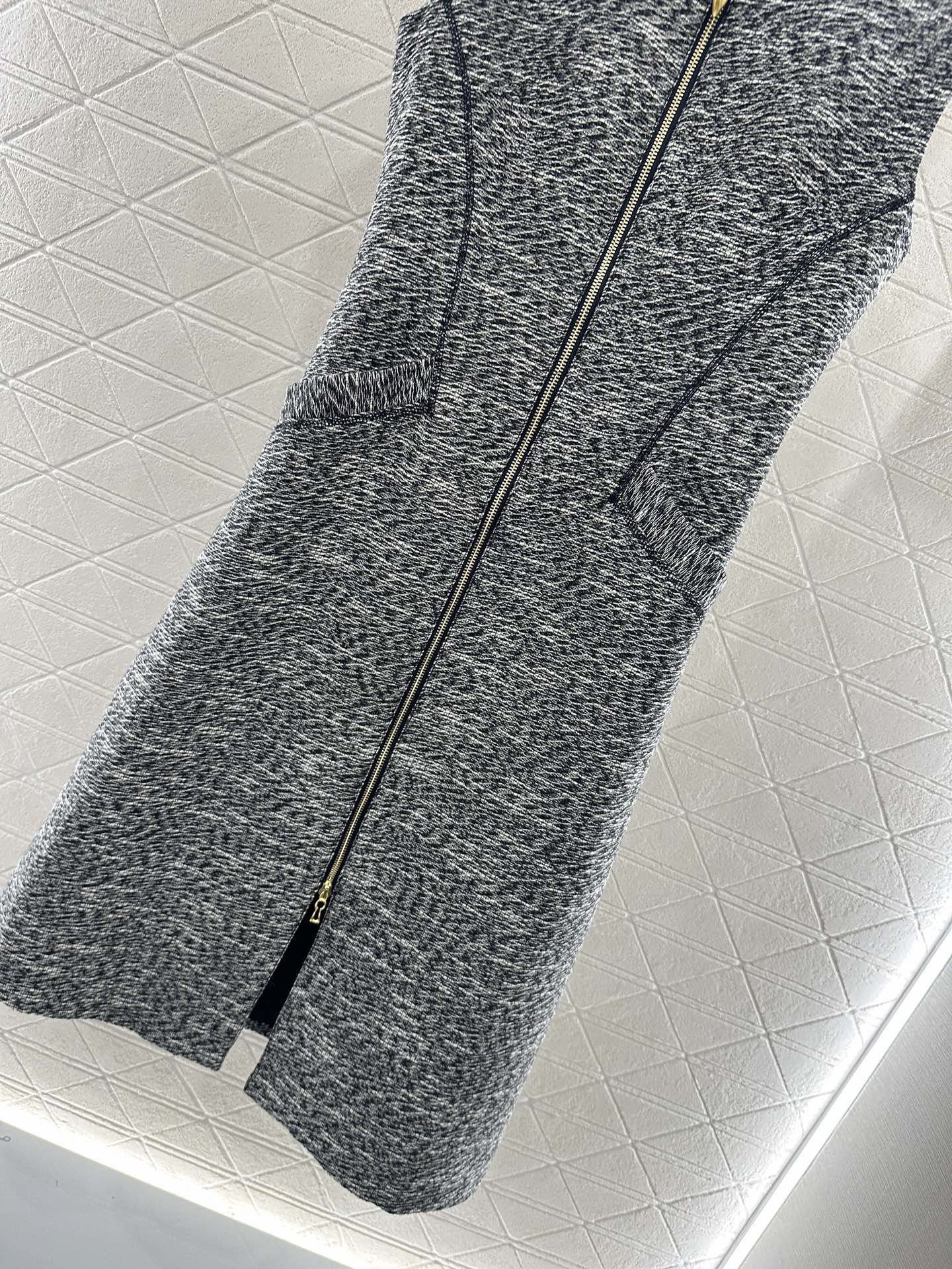 ♥Sch*♥2025新品上架 无袖立领长款拉链连衣裙定制YB精仿羊毛材质，质感品相绝佳，长款无袖拉链连衣