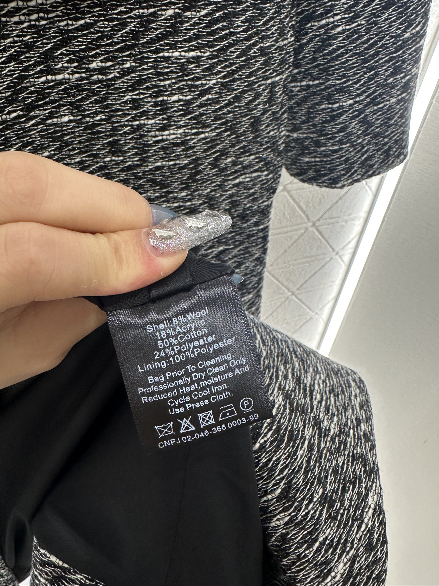 ♥Sch*♥2025新品上架 正肩翻领茧形长款大衣定制YB精仿羊毛材质，质感品相绝佳，长款翻领毛呢大衣，