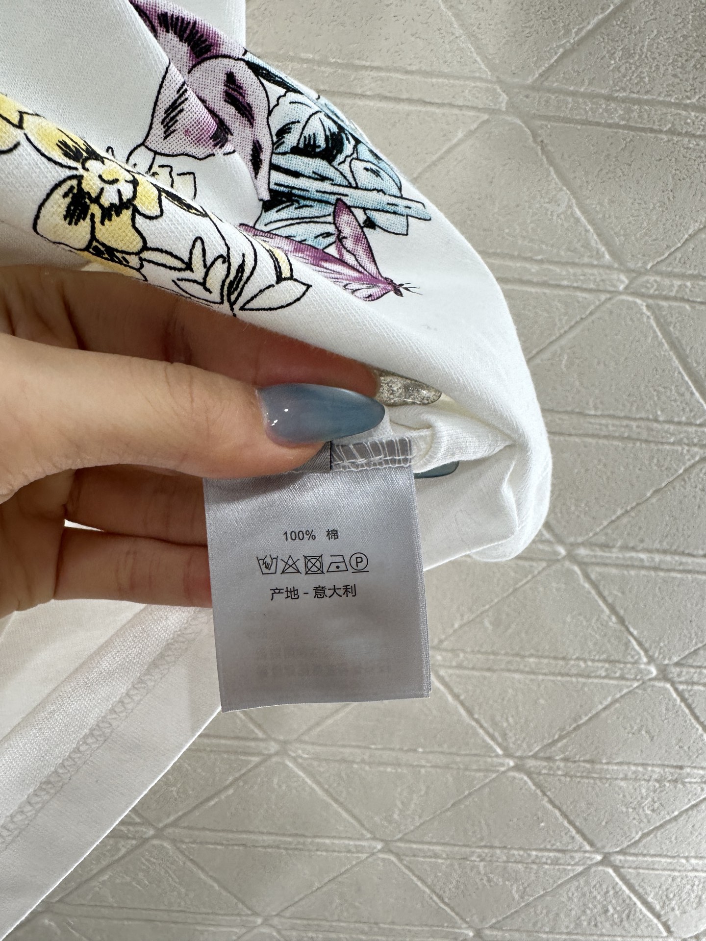 ♥Dio*♥2025新品上架 圆领印花𝑇𝑒𝑒定制YB斜纹全棉材质，质感高级，柔软舒适，常规短袖T恤裁剪，