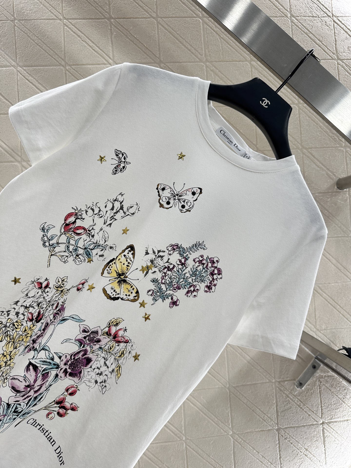 ♥Dio*♥2025新品上架 圆领印花𝑇𝑒𝑒定制YB斜纹全棉材质，质感高级，柔软舒适，常规短袖T恤裁剪，