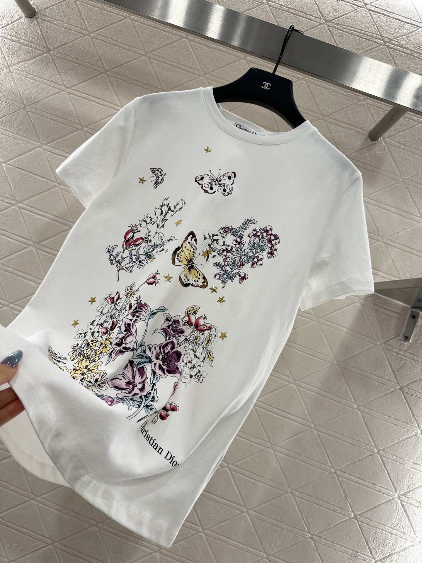 ♥Dio*♥2025新品上架 圆领印花𝑇𝑒𝑒定制YB斜纹全棉材质，质感高级，柔软舒适，常规短袖T恤裁剪，