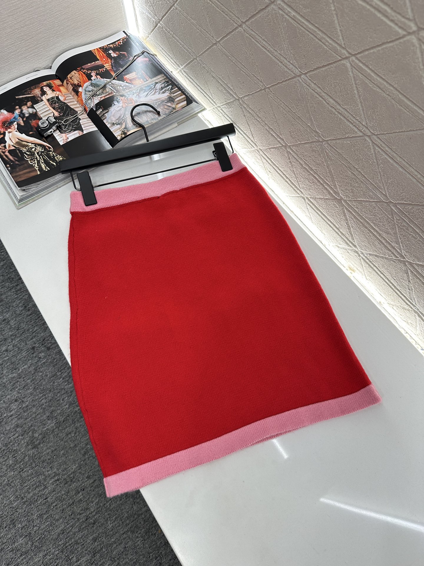 ♥Chane*♥2025新品上架 撞色口袋针织长袖短裙套装定制YB羊绒纱线织造，质感光泽，柔软亲肤，圆领