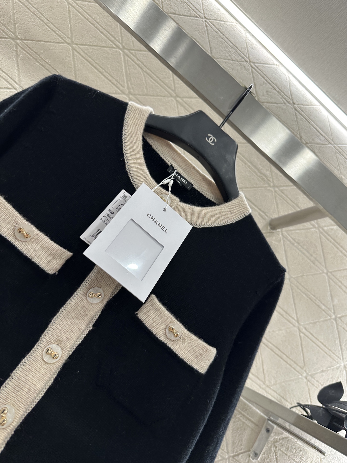 ♥Chane*♥2025新品上架 撞色口袋针织长袖短裙套装定制YB羊绒纱线织造，质感光泽，柔软亲肤，圆领