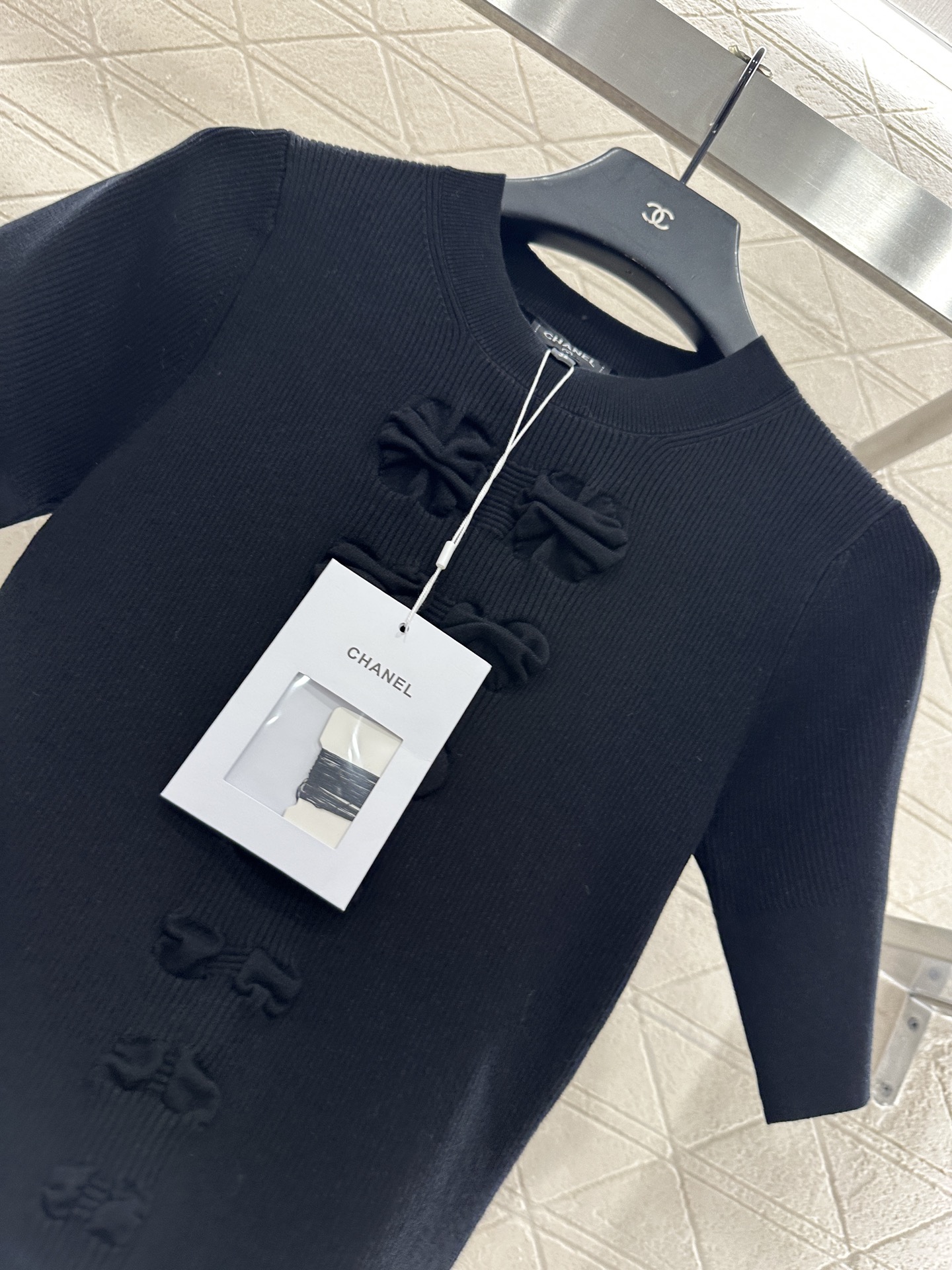 ♥Chane*♥2025新品上架 蝴蝶结圆领短袖毛衣定制YB棉毛纱线织造，柔软细腻，质感舒适，圆领针织短