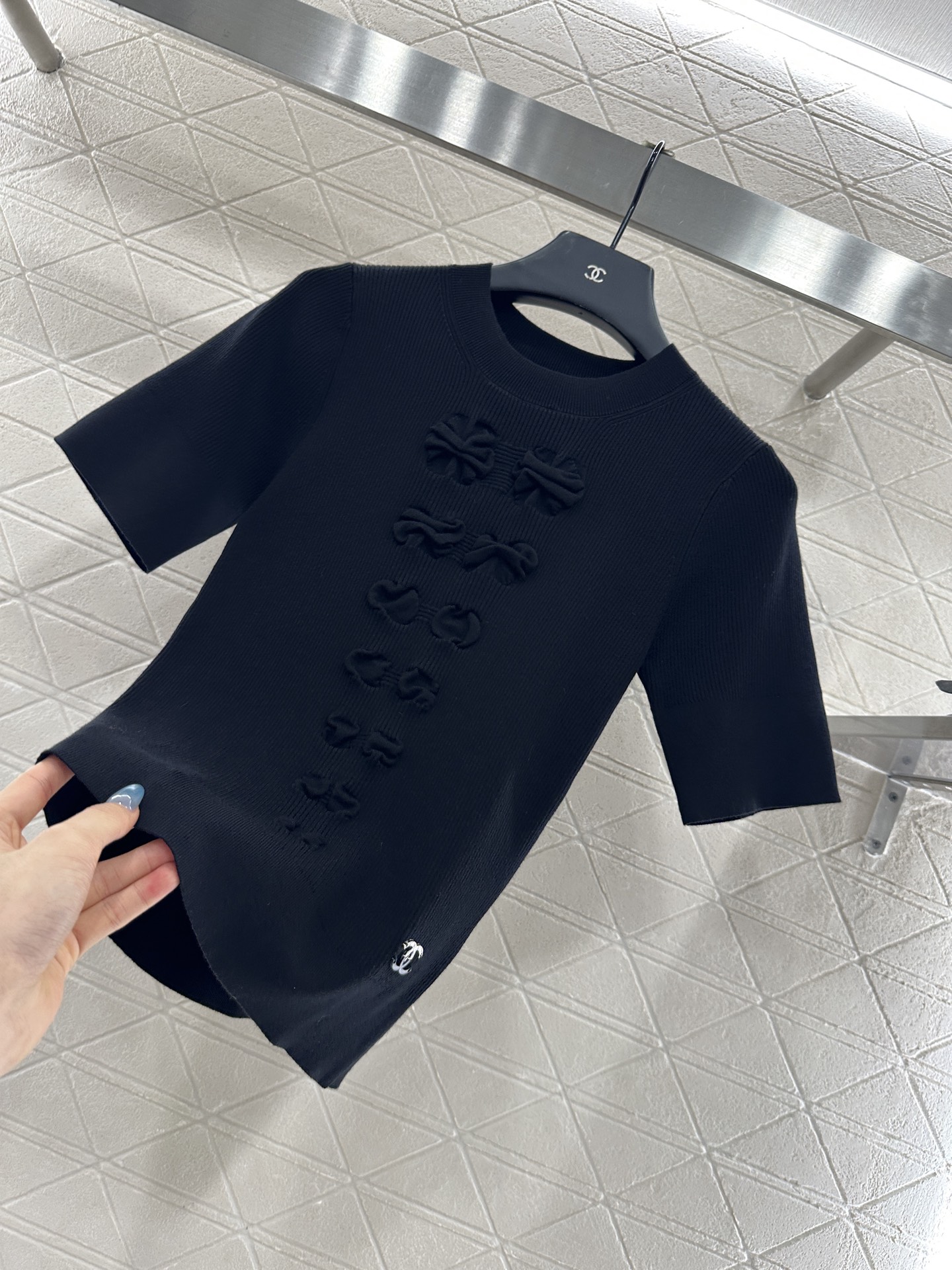 ♥Chane*♥2025新品上架 蝴蝶结圆领短袖毛衣定制YB棉毛纱线织造，柔软细腻，质感舒适，圆领针织短