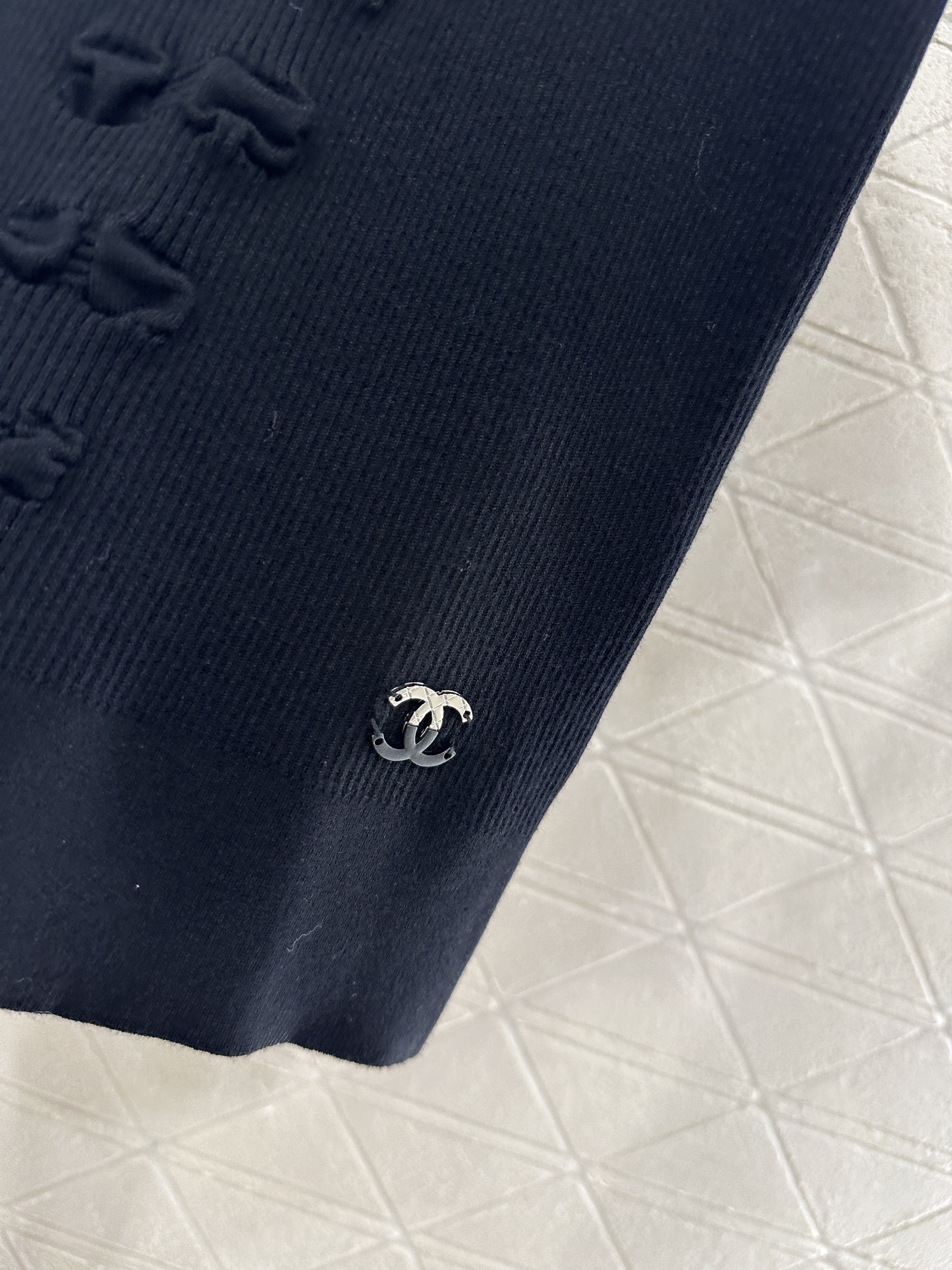 ♥Chane*♥2025新品上架 蝴蝶结圆领短袖毛衣定制YB棉毛纱线织造，柔软细腻，质感舒适，圆领针织短