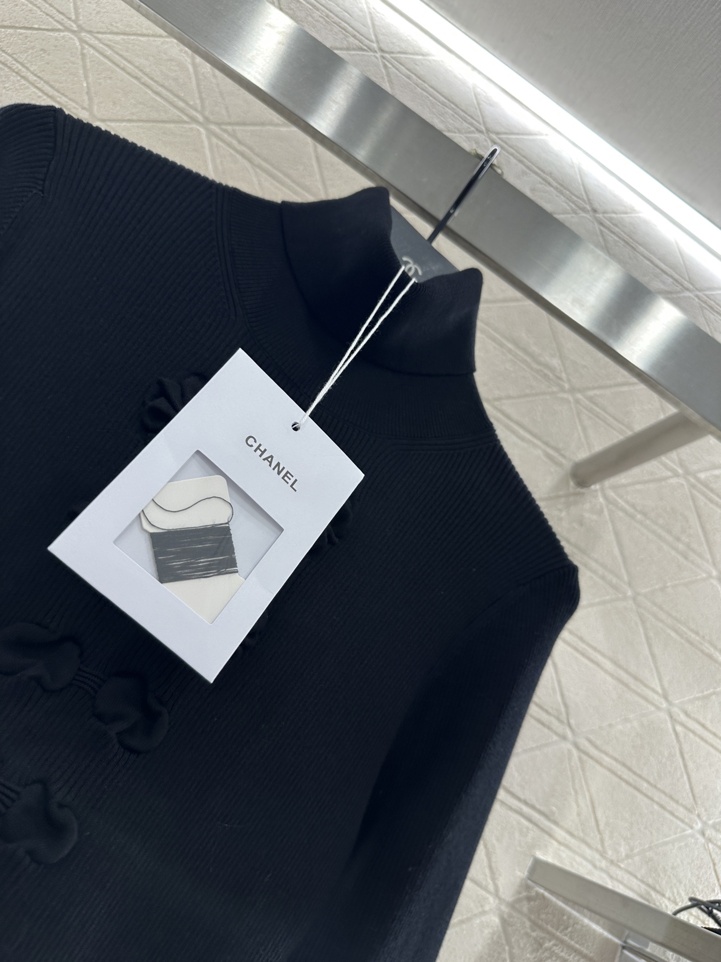 ♥Chane*♥2025新品上架 蝴蝶结高领长袖毛衣定制YB棉毛纱线织造，柔软细腻，质感舒适，高领领针织