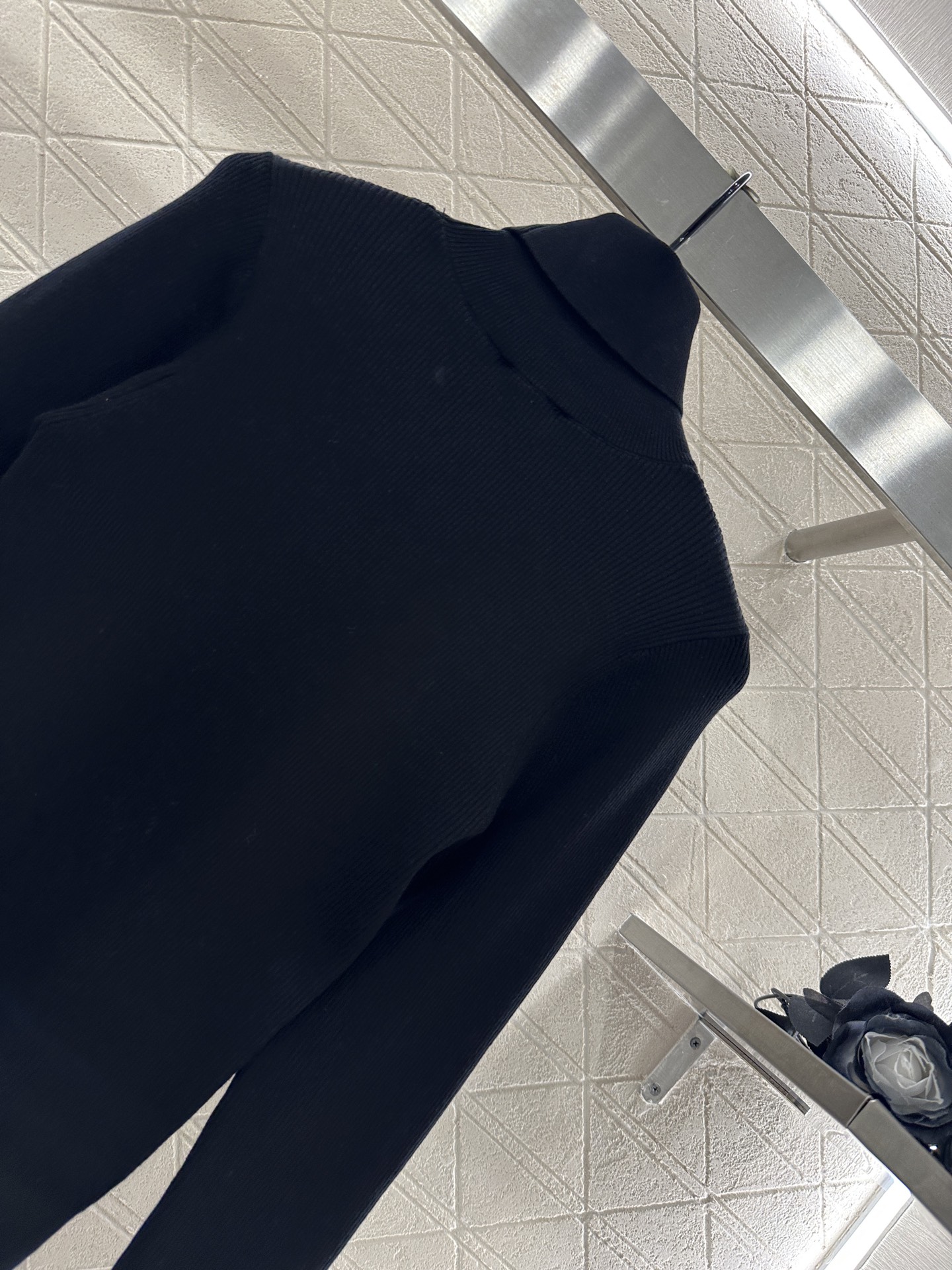 ♥Chane*♥2025新品上架 蝴蝶结高领长袖毛衣定制YB棉毛纱线织造，柔软细腻，质感舒适，高领领针织