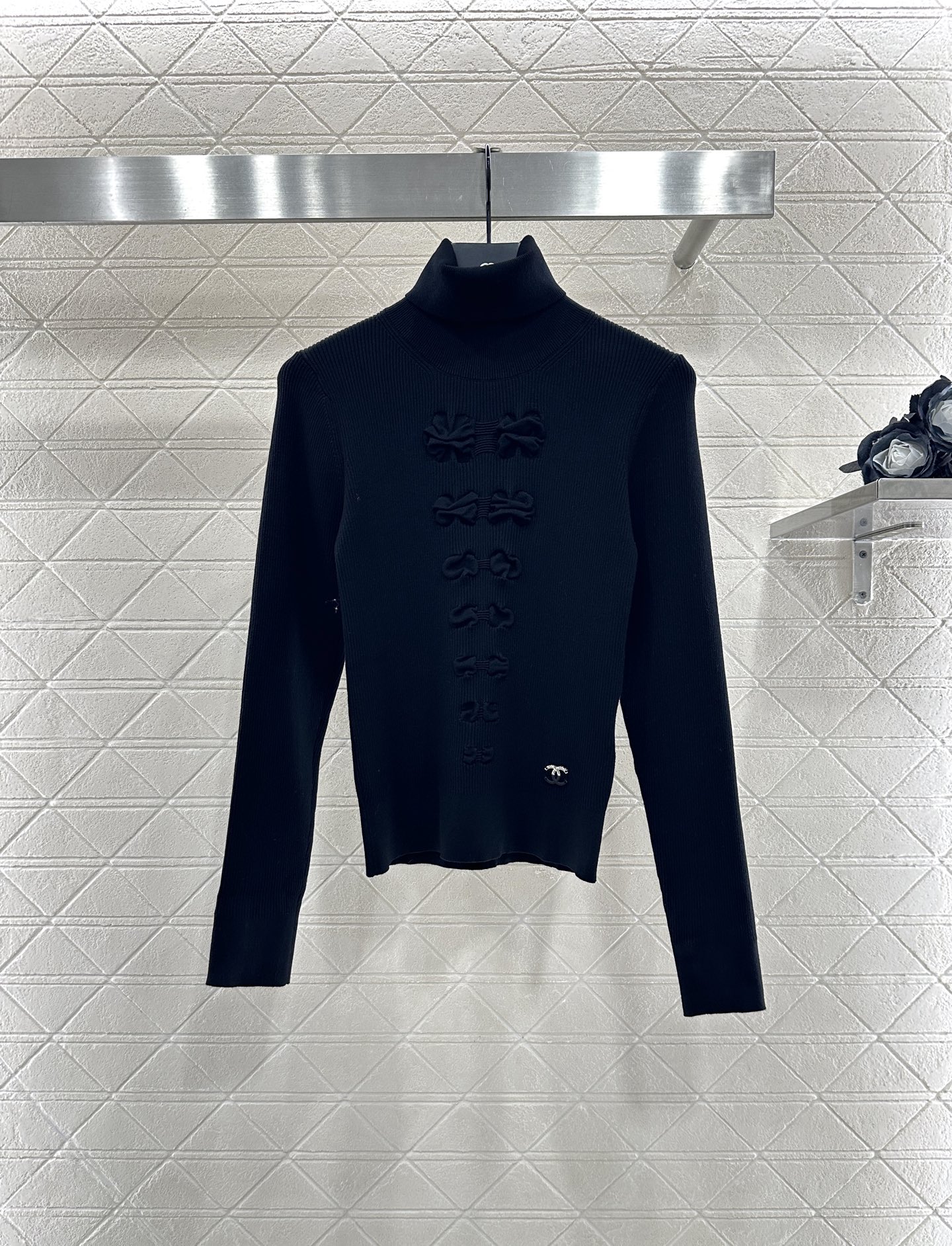 ♥Chane*♥2025新品上架 蝴蝶结高领长袖毛衣定制YB棉毛纱线织造，柔软细腻，质感舒适，高领领针织