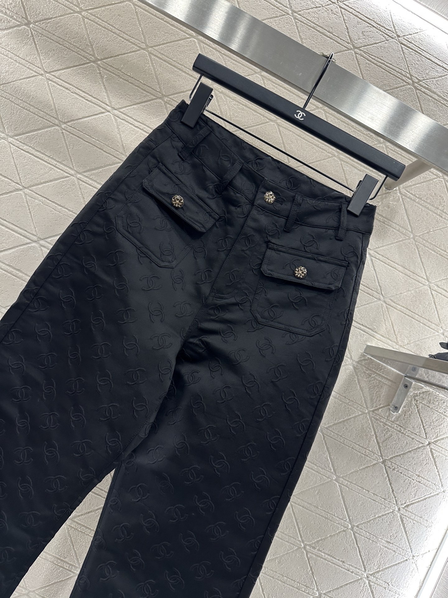 ♥Chane*♥2025新品上架 提花夹克外套长裤套装定制YB提花材质，质感高级，品相十足，通体双C满铺