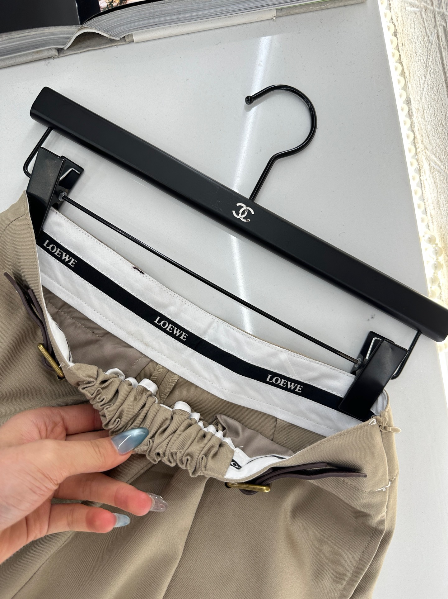 ♥Loew*♥2025新品上架 弹力褶皱西装外套中长裤套装定制YB进口材质 质感光泽高级 垂顺有型 正肩