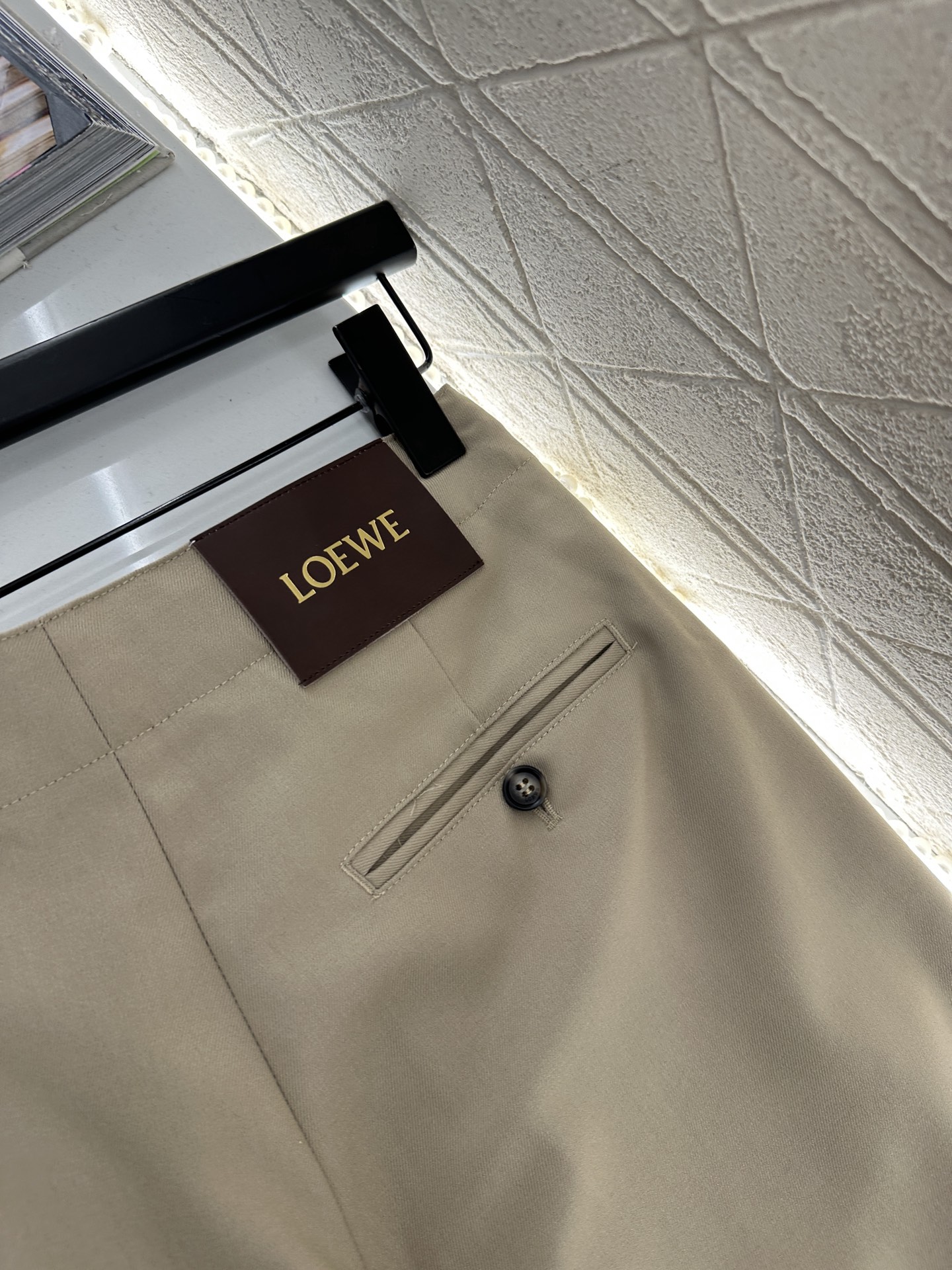 ♥Loew*♥2025新品上架 弹力褶皱西装外套中长裤套装定制YB进口材质 质感光泽高级 垂顺有型 正肩