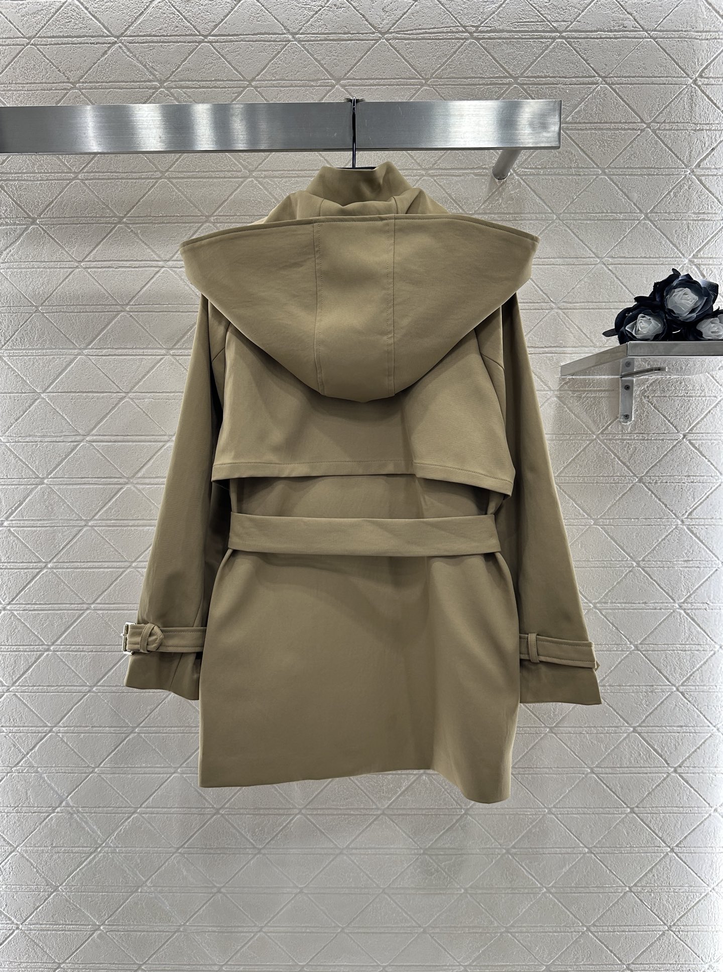 ♥Dio*♥2025新品上架 可拆卸连帽风衣外套定制YB进口防风防污风衣材质，呈现挺阔有型穿搭风格，连帽