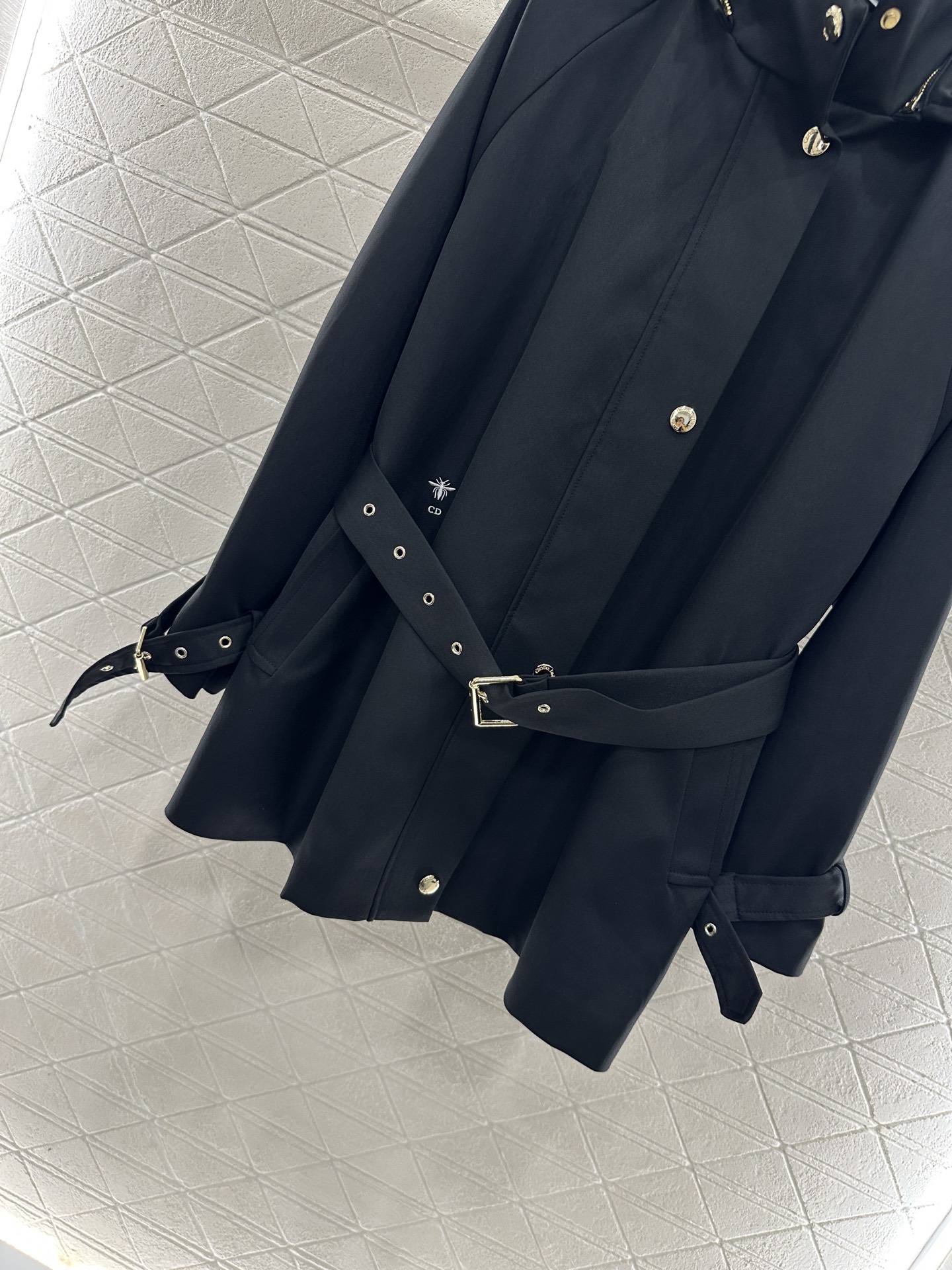 ♥Dio*♥2025新品上架 可拆卸连帽风衣外套定制YB进口防风防污风衣材质，呈现挺阔有型穿搭风格，连帽