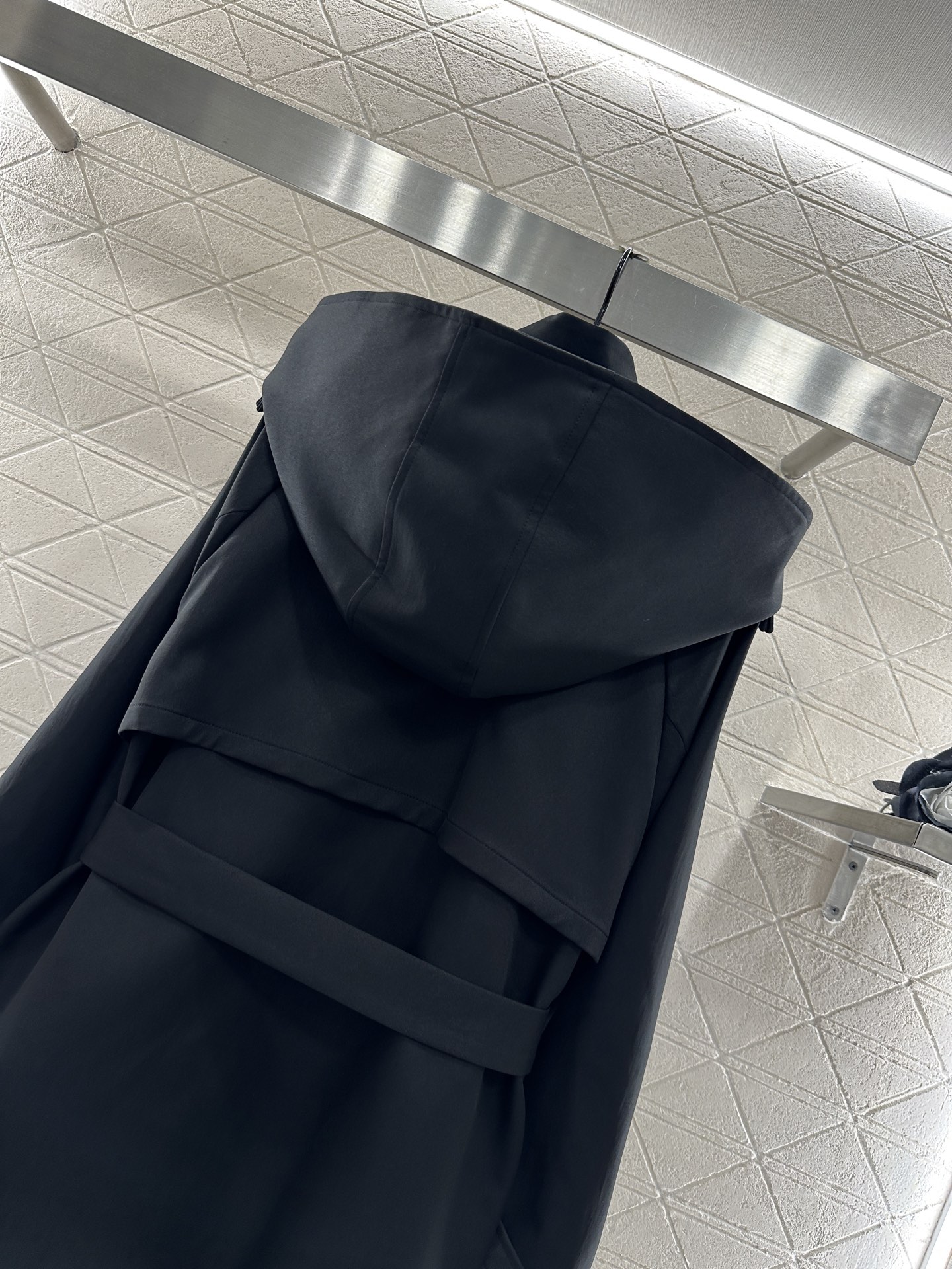 ♥Dio*♥2025新品上架 可拆卸连帽风衣外套定制YB进口防风防污风衣材质，呈现挺阔有型穿搭风格，连帽