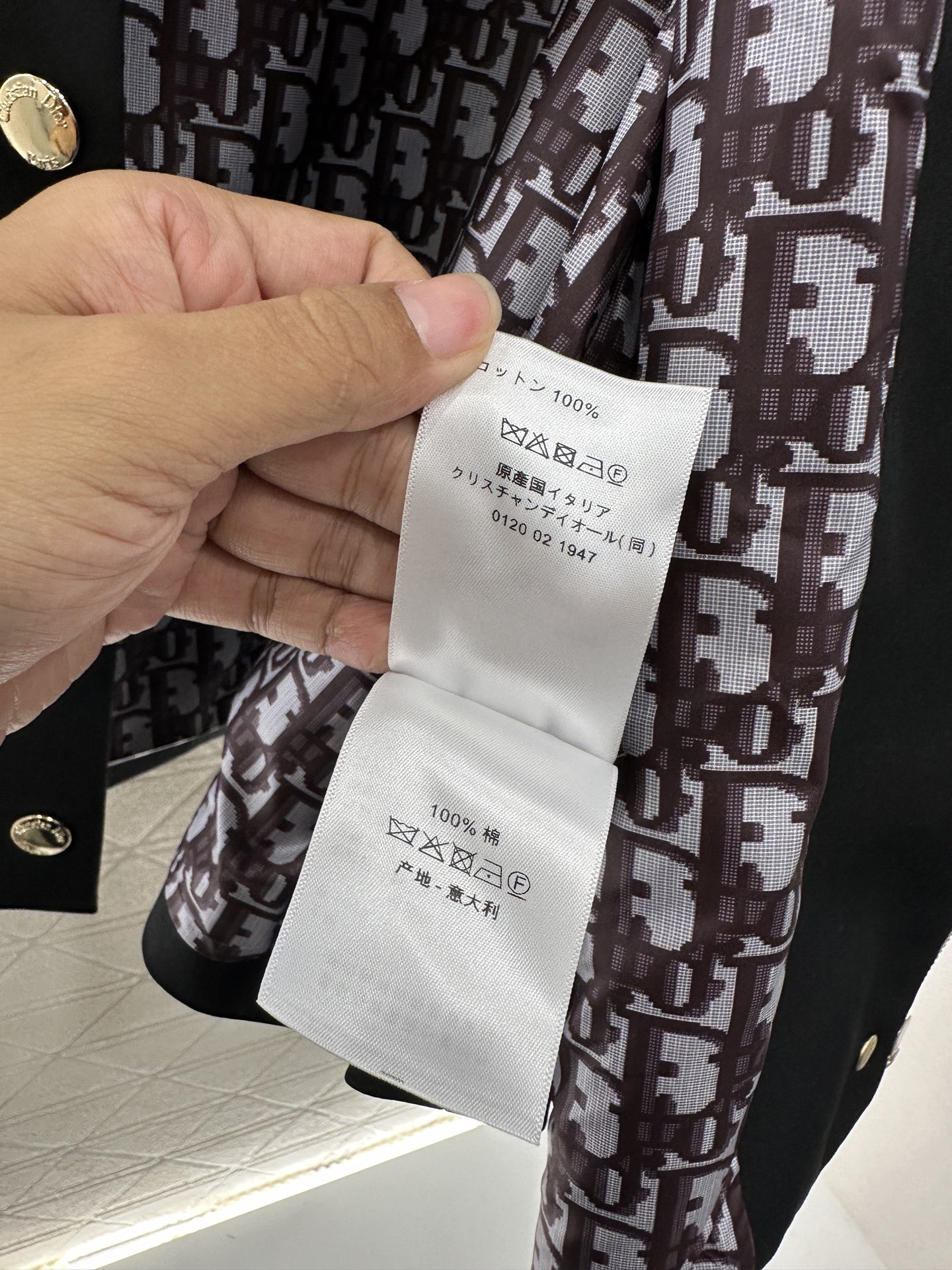 ♥Dio*♥2025新品上架 可拆卸连帽风衣外套定制YB进口防风防污风衣材质，呈现挺阔有型穿搭风格，连帽