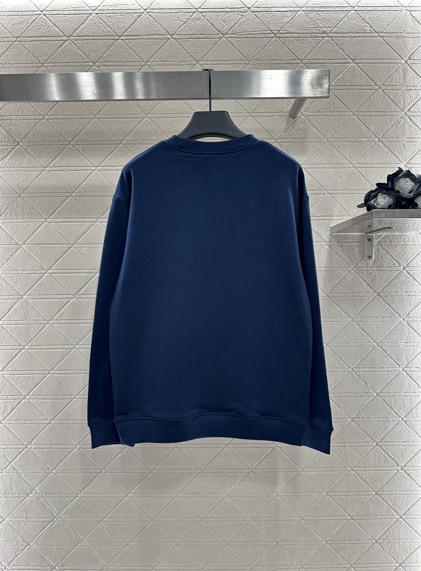 ♥Celin*♥2025新品上架 圆领字母撞色卫衣定制YB原生全棉材质，舒适软糯，穿搭洋气，落肩廓形长袖