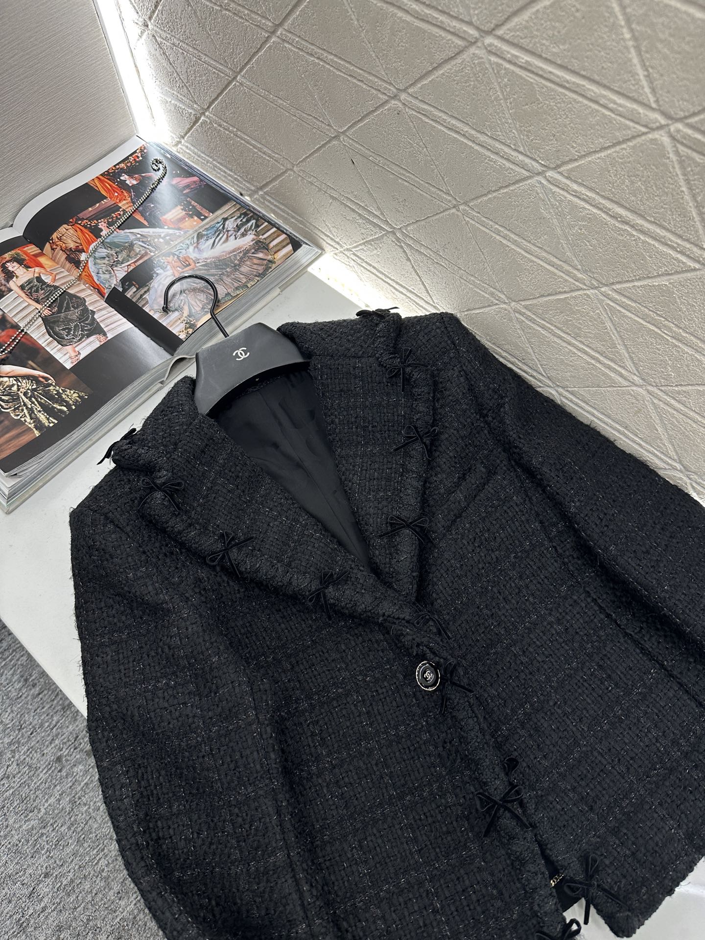 ♥Chane*♥2025新品上架 翻领蝴蝶结捆边编织洋装定制YB进口粗纺羊毛呢材质，质感高级，品相十足，