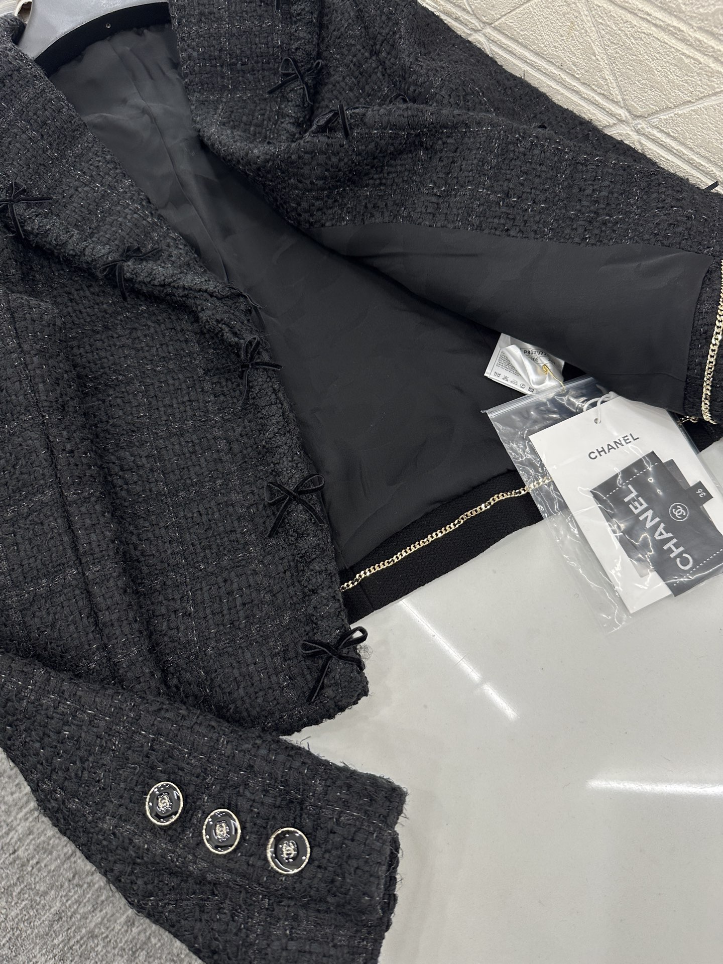 ♥Chane*♥2025新品上架 翻领蝴蝶结捆边编织洋装定制YB进口粗纺羊毛呢材质，质感高级，品相十足，