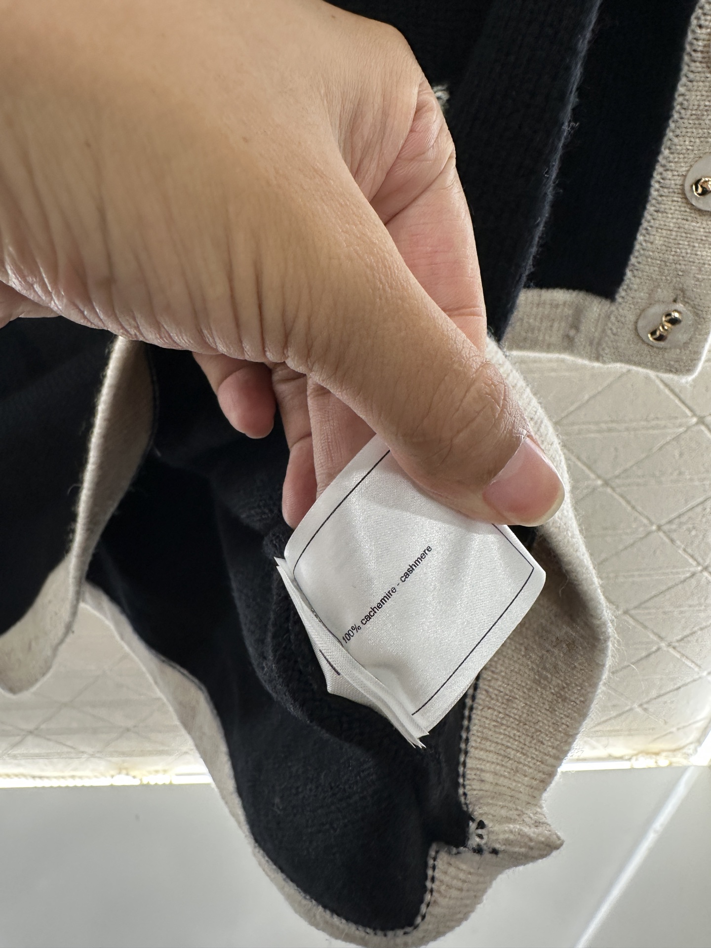 ♥Chane*♥2025新品上架 撞色口袋针织连衣裙定制YB羊绒纱线织造，质感光泽，柔软亲肤，圆领针织连