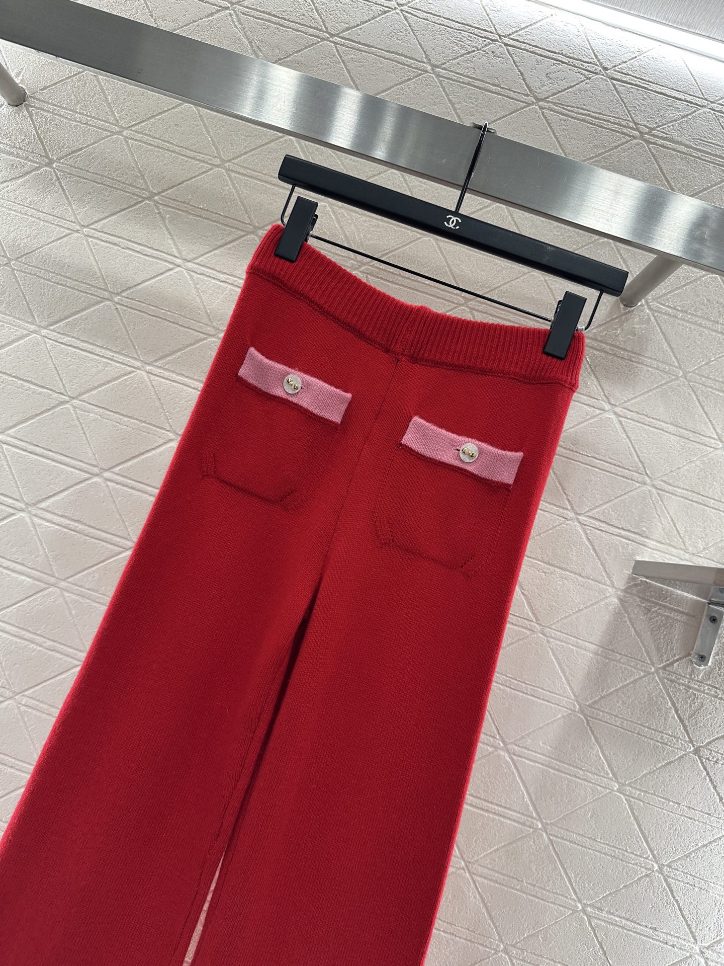 ♥Chane*♥2025新品上架 撞色包边阔腿针织长裤定制YB羊绒针织材质，密度织法，质感十足，螺纹高腰