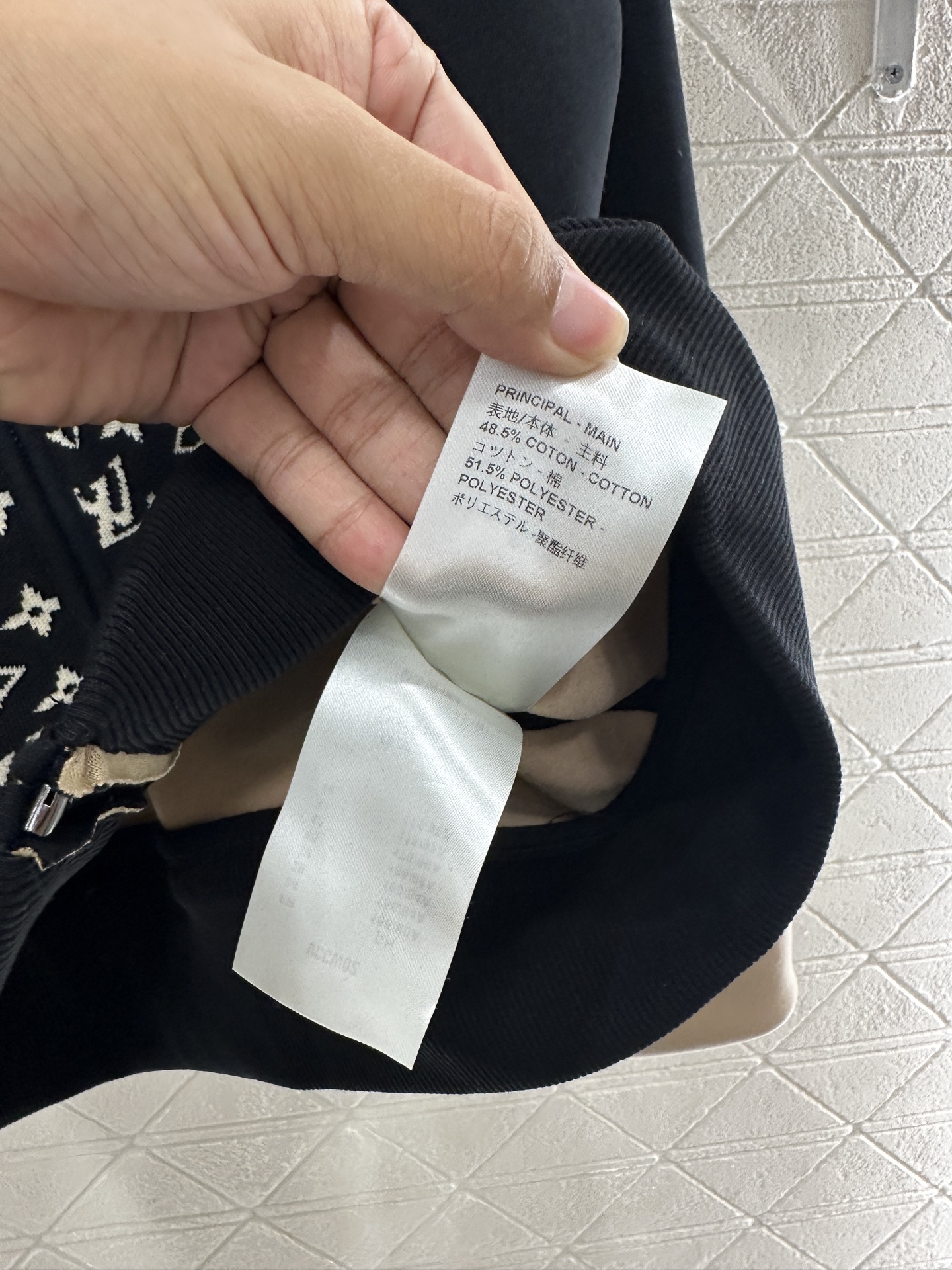 ♥Louis vuitto*♥2025新品上架 连帽提花外套长裤套装定制YB进口棉纶混纺材质，复合工艺处