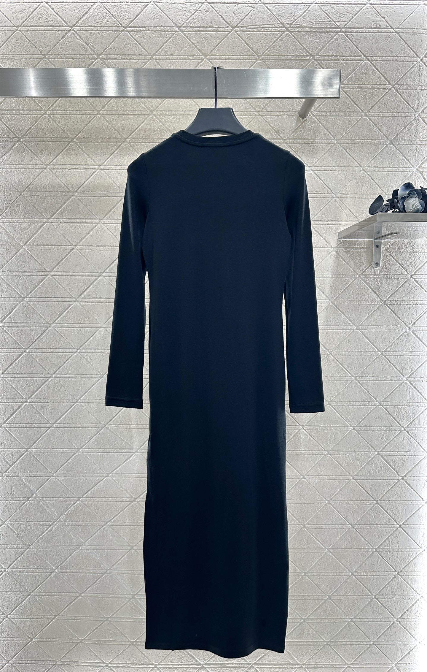 ♥Louis vuitto*♥2025新品上架 修身徽标打底连衣裙定制YB斜纹全棉材质，质感舒适，弹力十