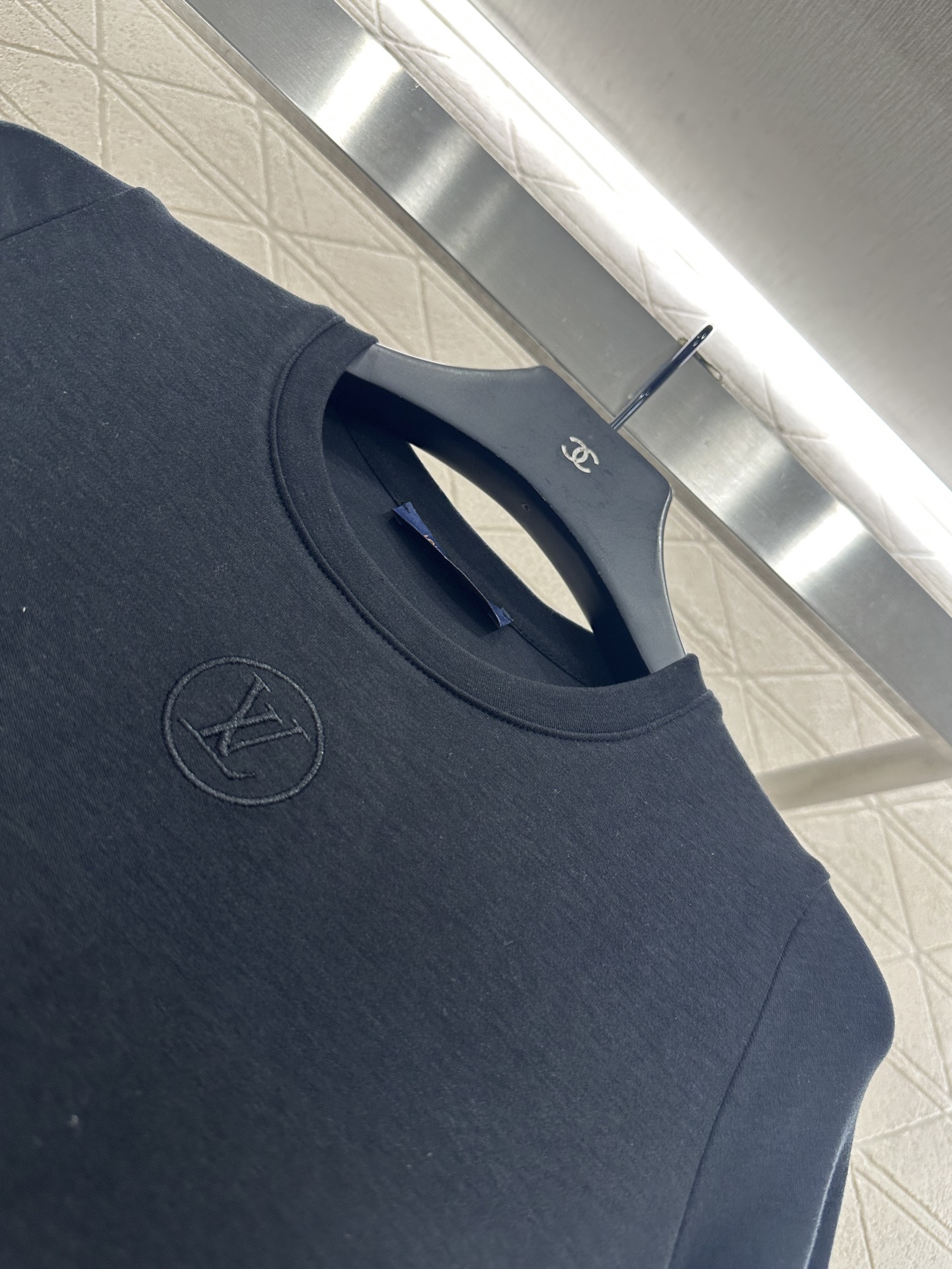 ♥Louis vuitto*♥2025新品上架 修身徽标打底连衣裙定制YB斜纹全棉材质，质感舒适，弹力十