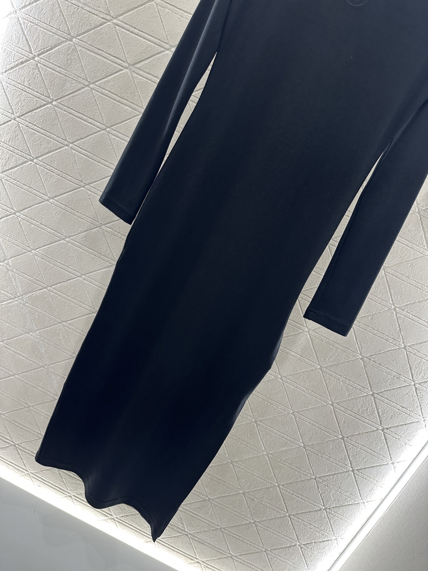 ♥Louis vuitto*♥2025新品上架 修身徽标打底连衣裙定制YB斜纹全棉材质，质感舒适，弹力十