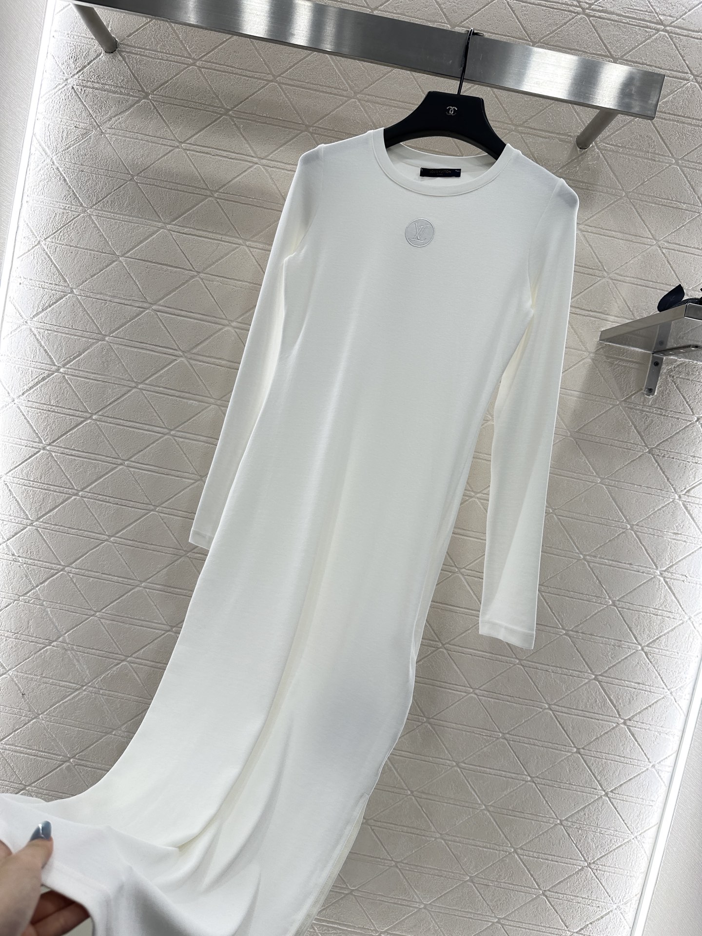 ♥Louis vuitto*♥2025新品上架 修身徽标打底连衣裙定制YB斜纹全棉材质，质感舒适，弹力十