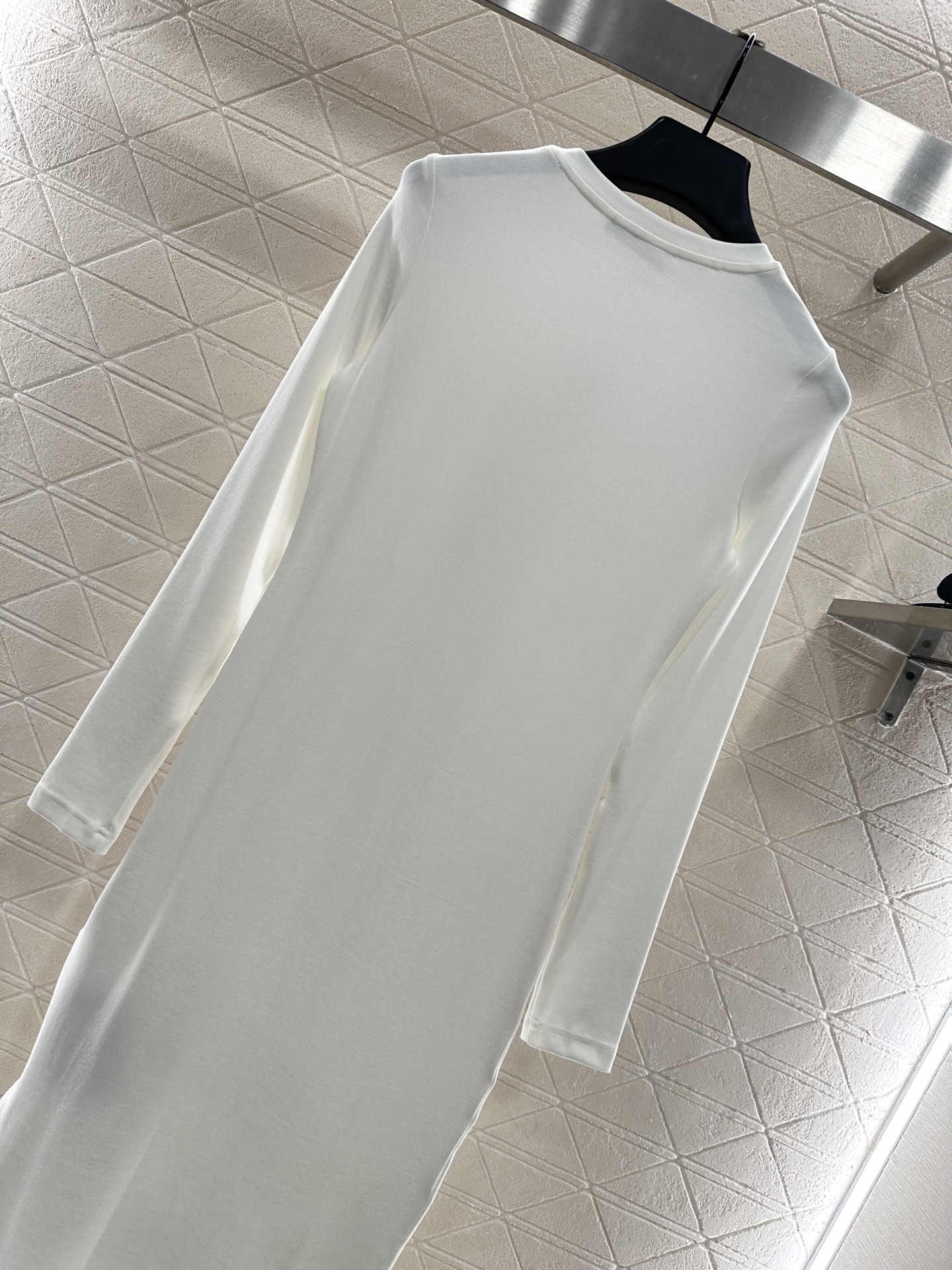 ♥Louis vuitto*♥2025新品上架 修身徽标打底连衣裙定制YB斜纹全棉材质，质感舒适，弹力十