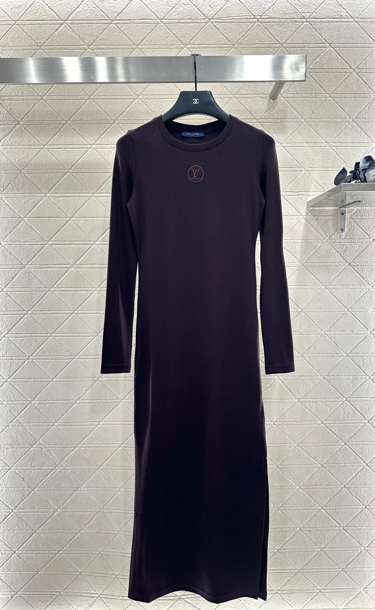 ♥Louis vuitto*♥2025新品上架 修身徽标打底连衣裙定制YB斜纹全棉材质，质感舒适，弹力十