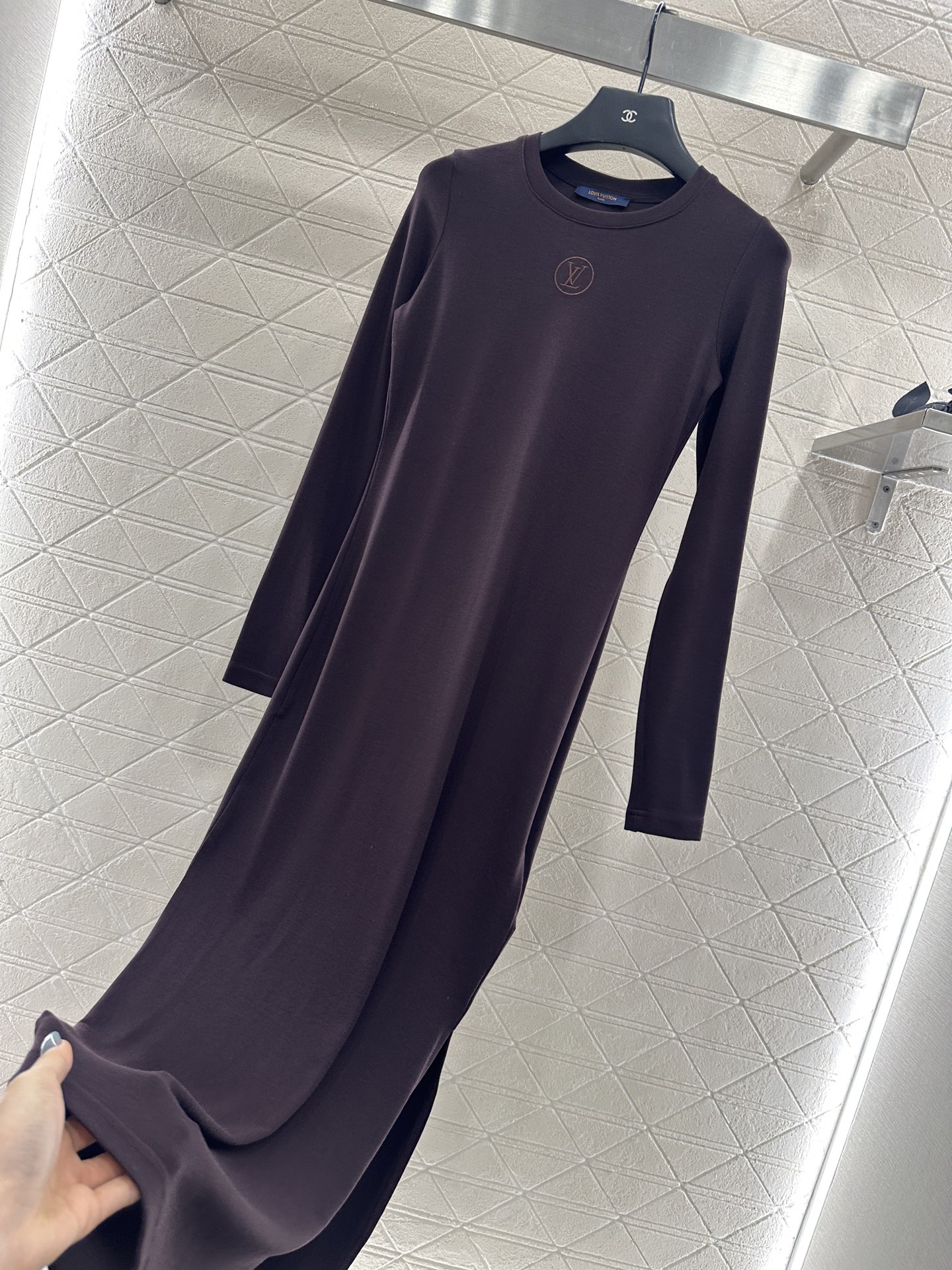 ♥Louis vuitto*♥2025新品上架 修身徽标打底连衣裙定制YB斜纹全棉材质，质感舒适，弹力十