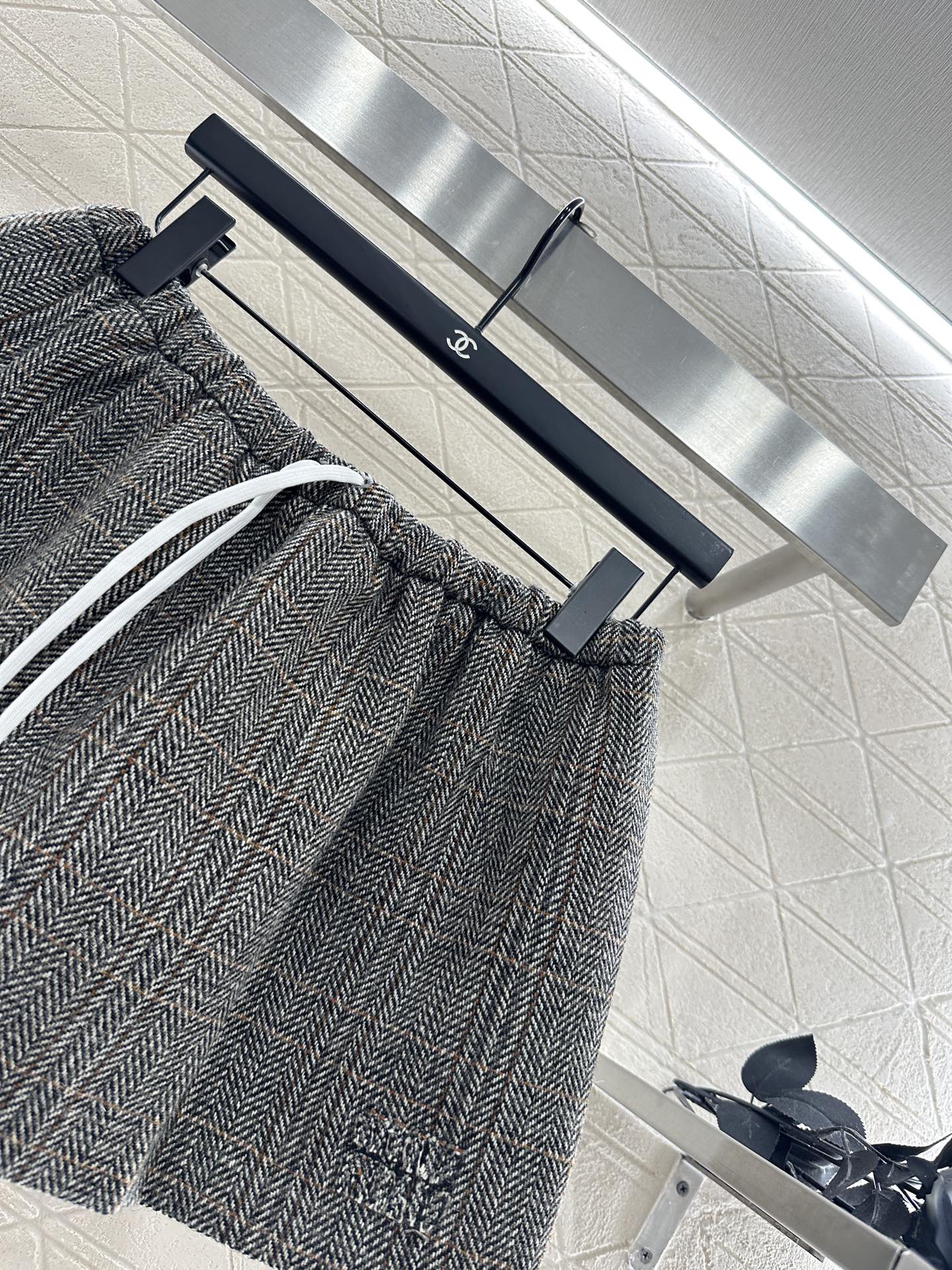 ♥Miumi*♥2025新品上架 格纹抽绳超短裙定制YB百分百初剪精仿羊毛材质，质感高级，垂顺舒适，弹力