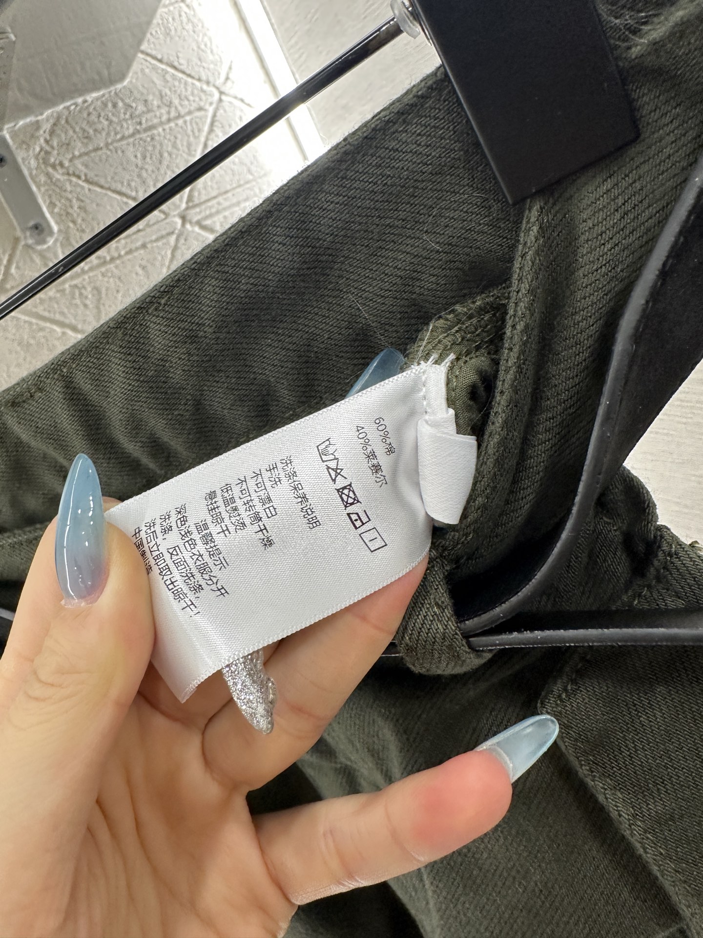 ♥Prad*♥2025新品上架 翻盖口袋工装长裤定制YB斜纹牛仔棉材质，质感高级，垂感更强，高腰阔腿长裤