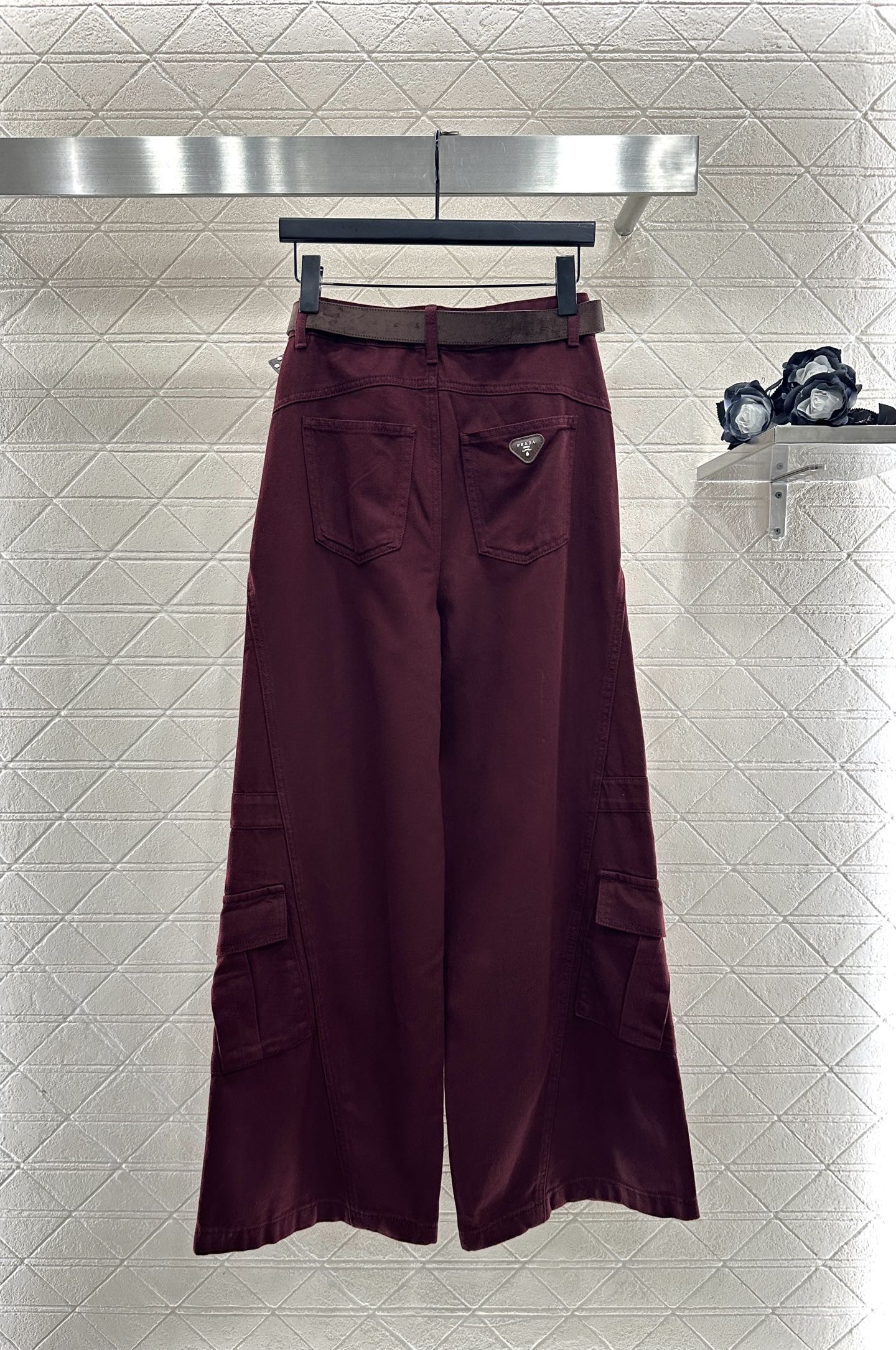 ♥Prad*♥2025新品上架 翻盖口袋工装长裤定制YB斜纹牛仔棉材质，质感高级，垂感更强，高腰阔腿长裤